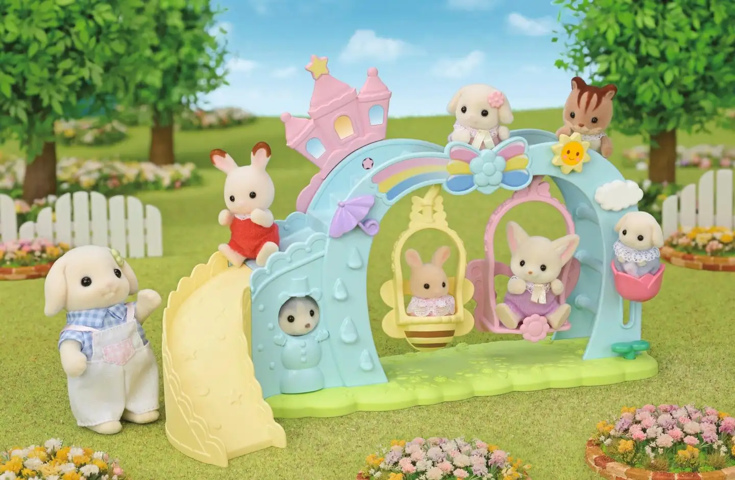 Sylvanian Families Keinu-  ja liukumäkisetti - 3