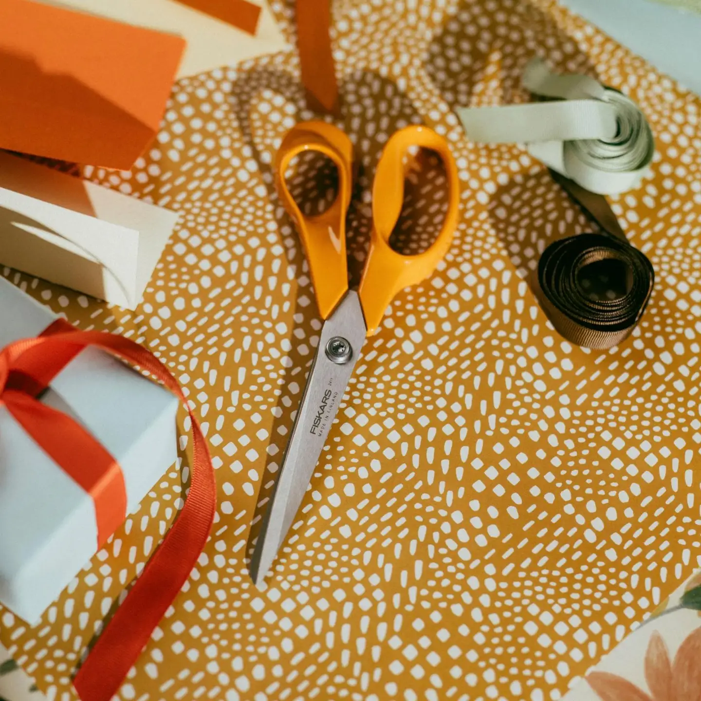 Fiskars Classic Kangas- ja yleissakset 25 cm - 7
