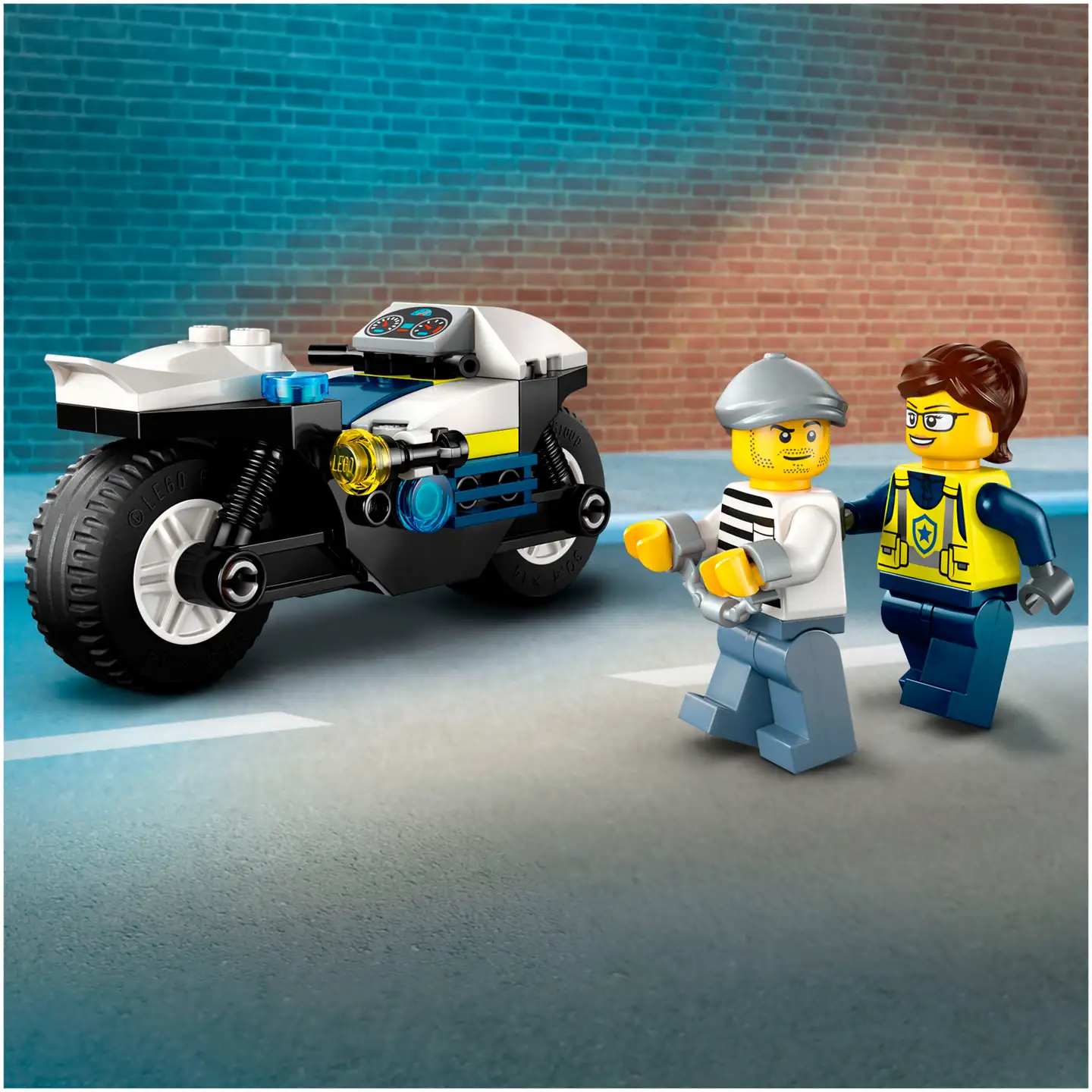 LEGO® City Police 60455 Takaa-ajo poliisimoottoripyörällä - 8