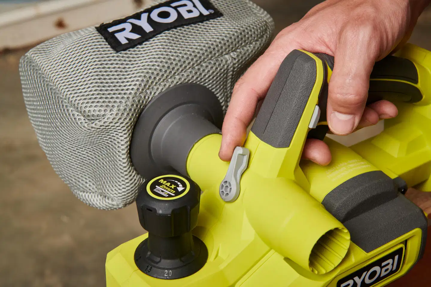 Ryobi akkuhöylä RPL18-0 - 12