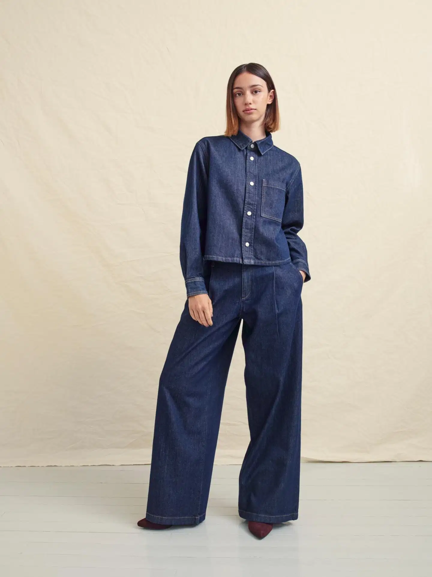 WKLY. naisten leveät farkut, smart casual denim 222W282684 - Denim dk. blue - 5