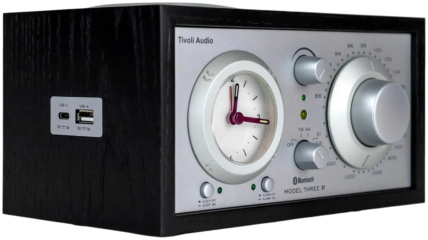 Tivoli Audio Bluetooth-kelloradio Model Three BT USB-C musta/hopea - 2