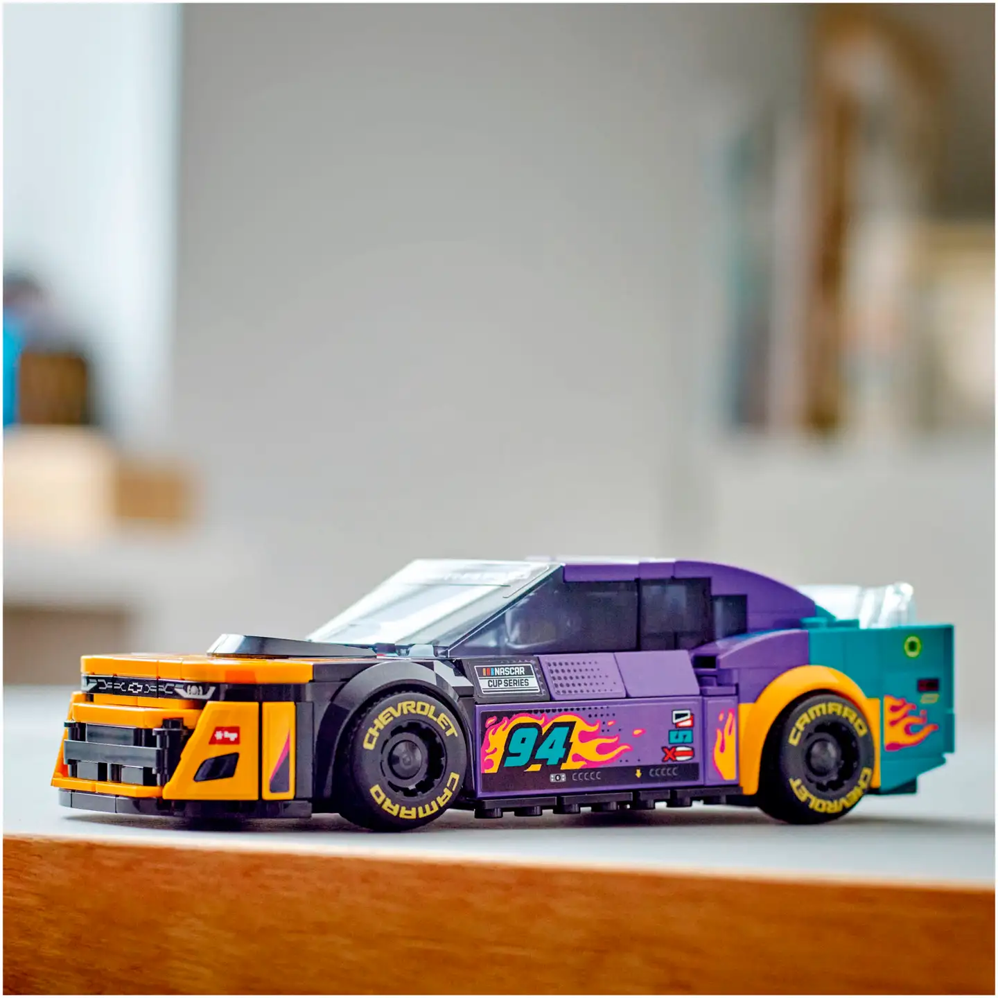 LEGO® Speed Champions 76935 - NASCAR® Next Gen Chevrolet Camaro ZL1 - 6