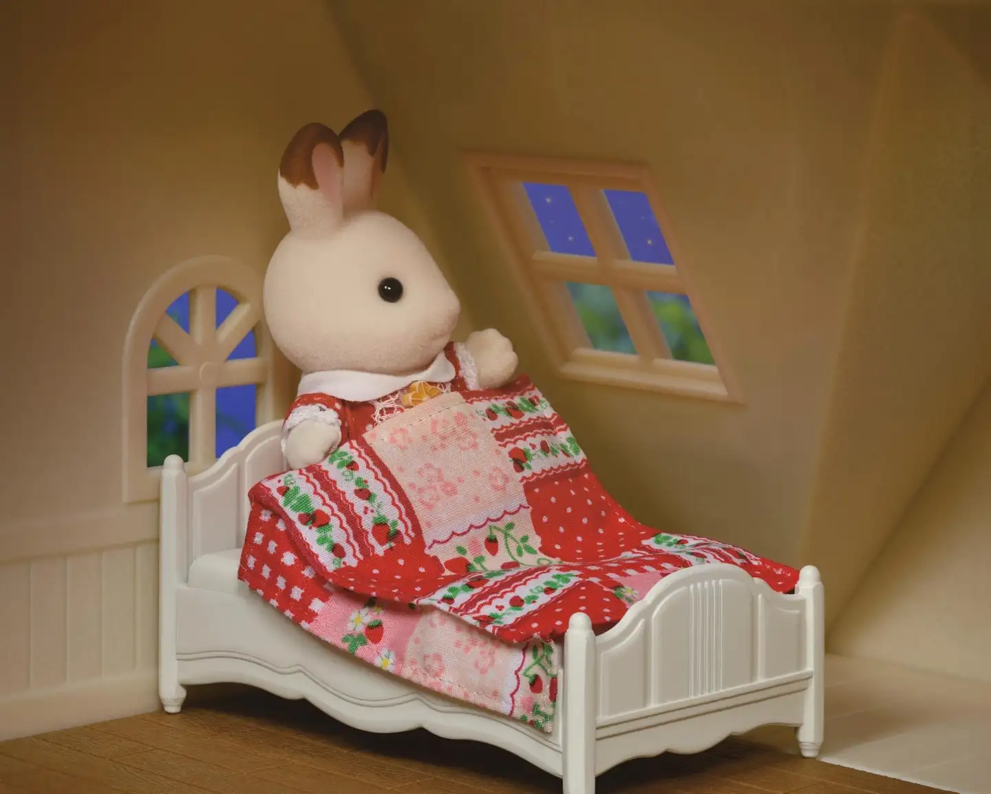 Sylvanian Families Aloitustalopakkaus - 8