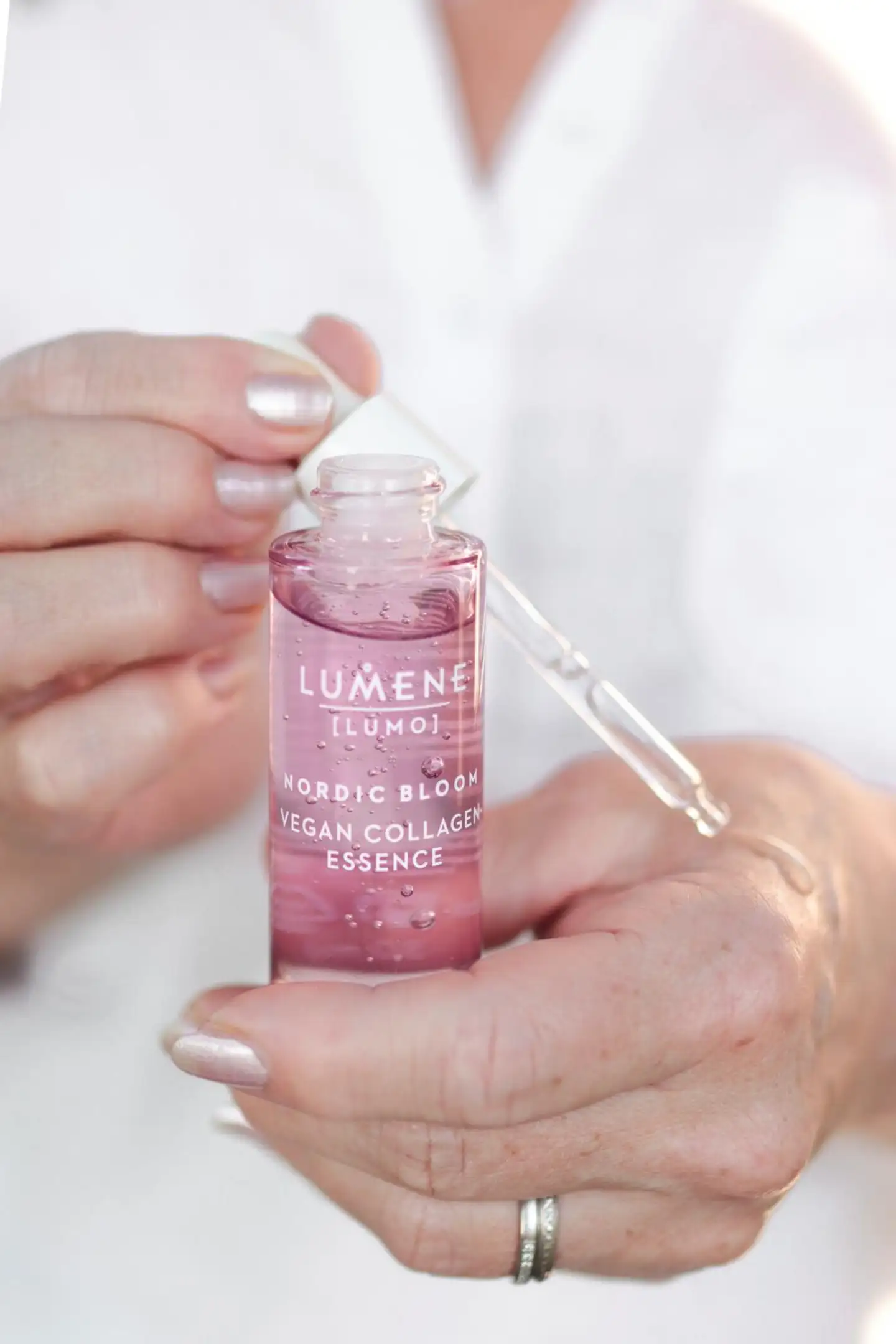 Lumene Lumo Kimmoisuutta lisäävä kollageeniseerumi 30ml - 8