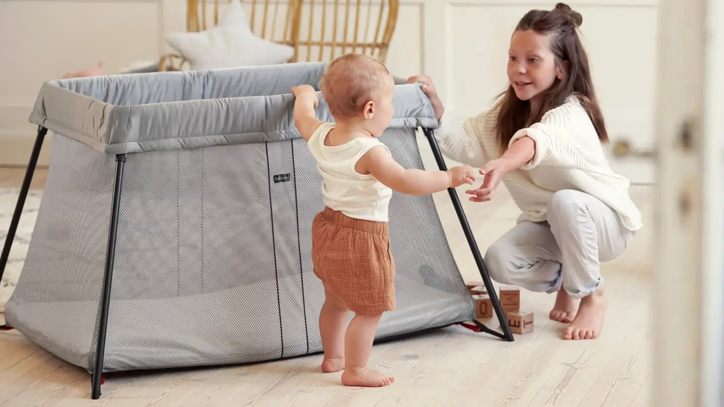 BabyBjörn matkasänky kevyt hopea + sovitettu lakana - 2