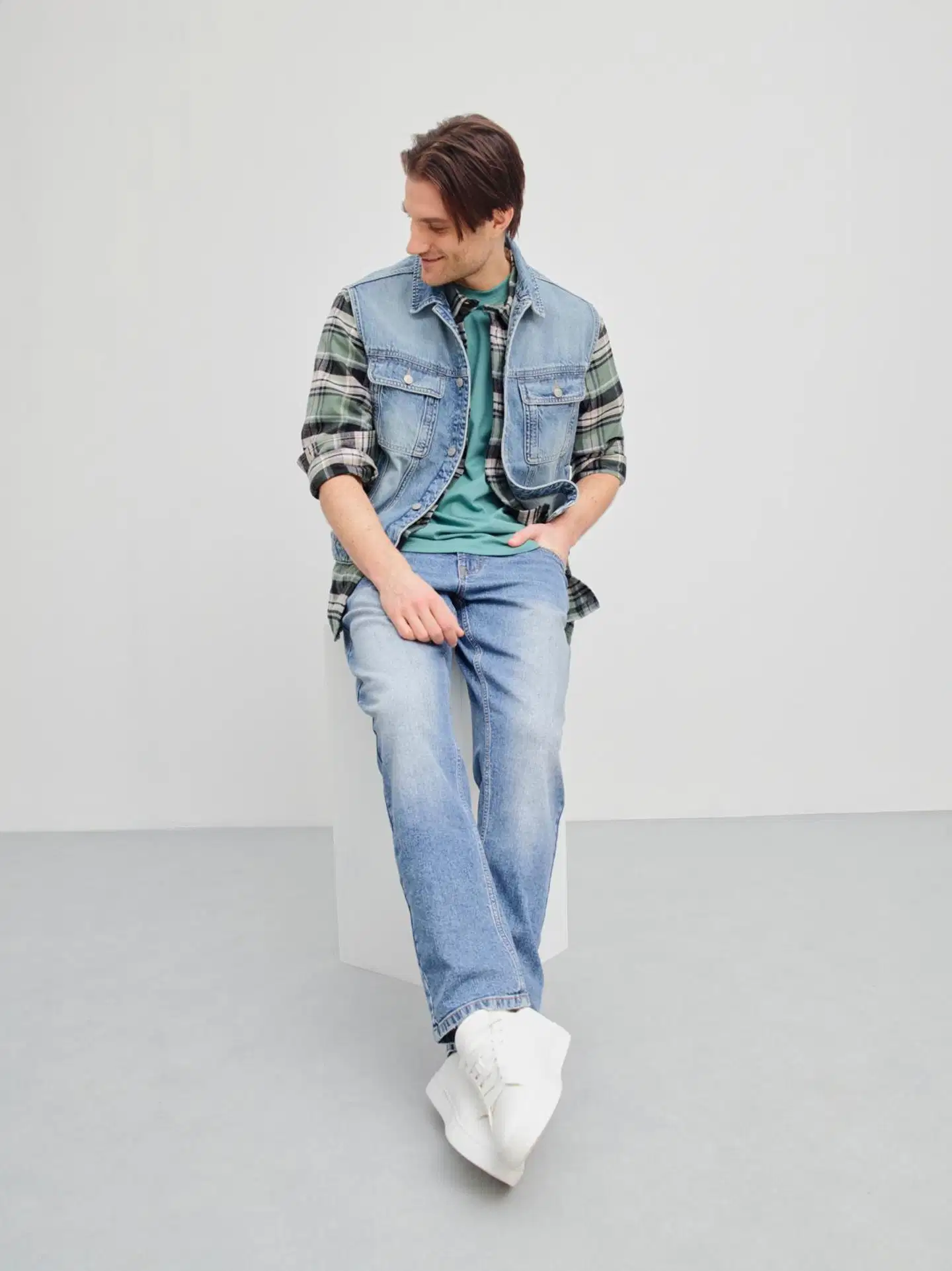 WKLY. miesten farkut Tapered Slim - Light Blue - 3