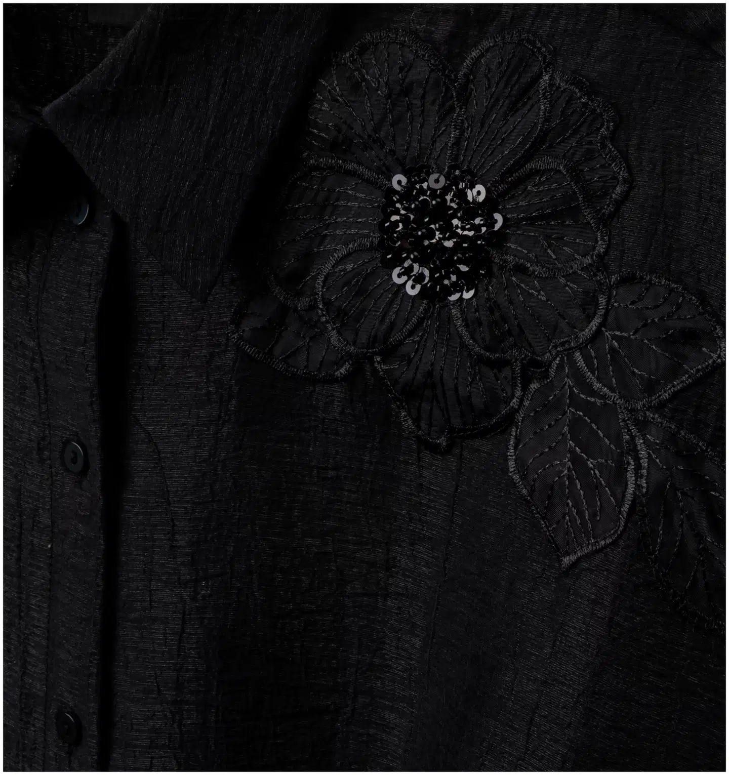Now Curvy naisten paitapusero kukkakoristeella, D-mitoitus - Black - 3