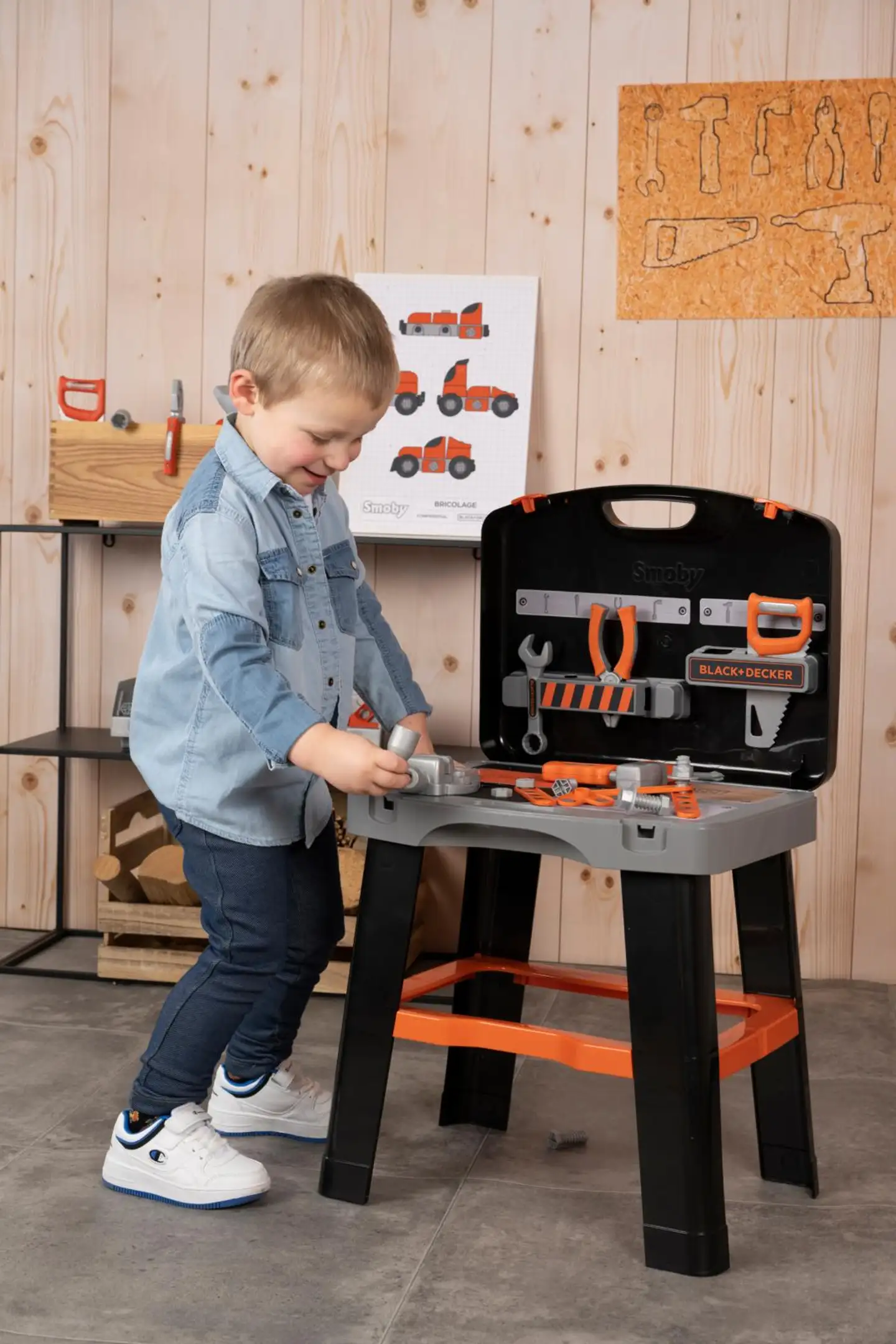 Smoby Black+Decker Bricolo Smart, koottava työkalupenkki leikkeihin - 9