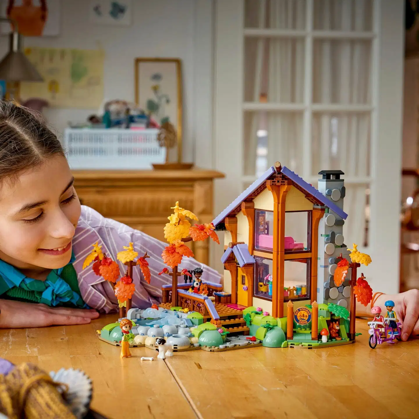LEGO® Friends 42705 Mukava mökki syysmetsässä - 8