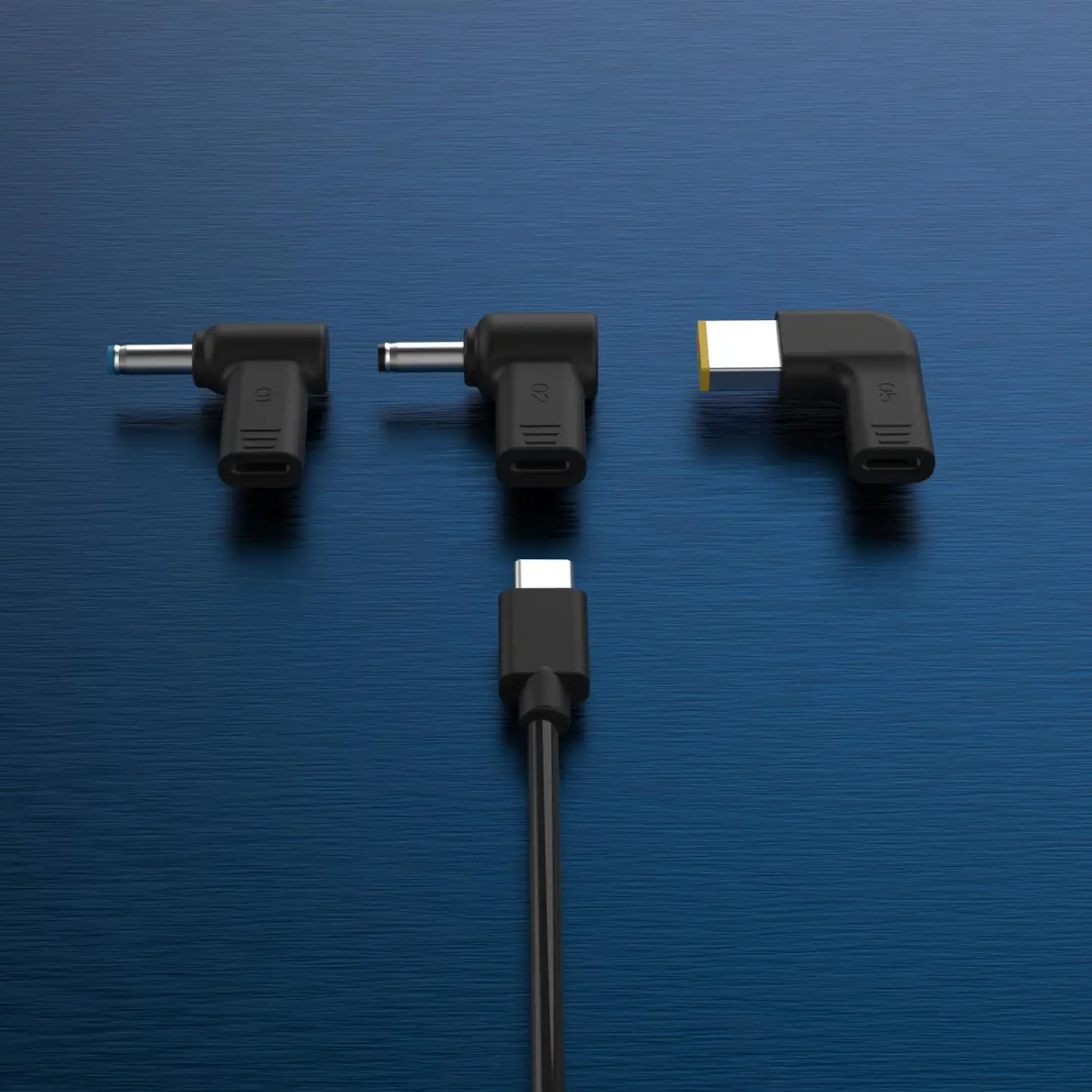 j5create USB-C 67w GAN tietokoneen laturi vaihtopäillä - 7