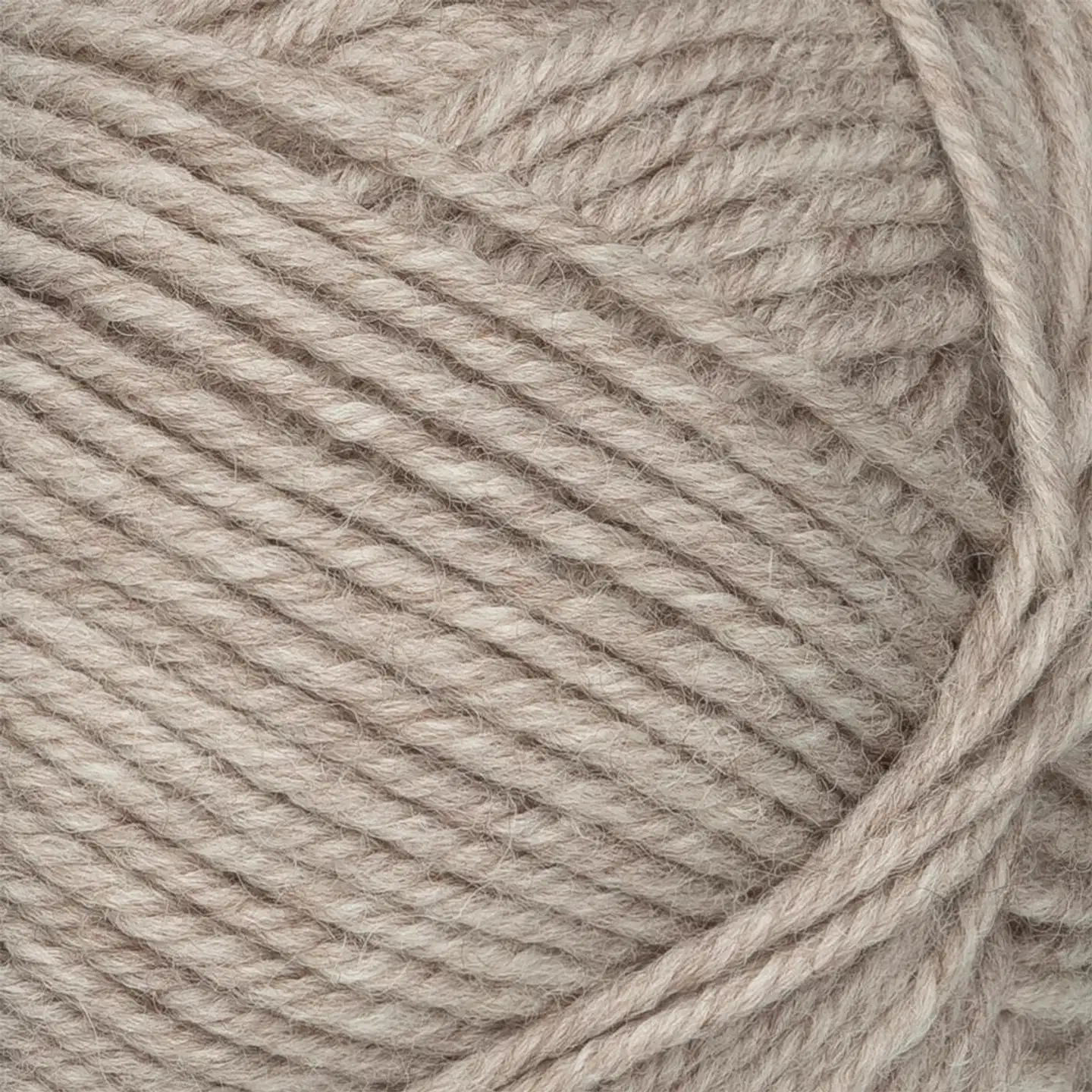 Novita lanka 7 Sisters 100g hiekka 060 - 2
