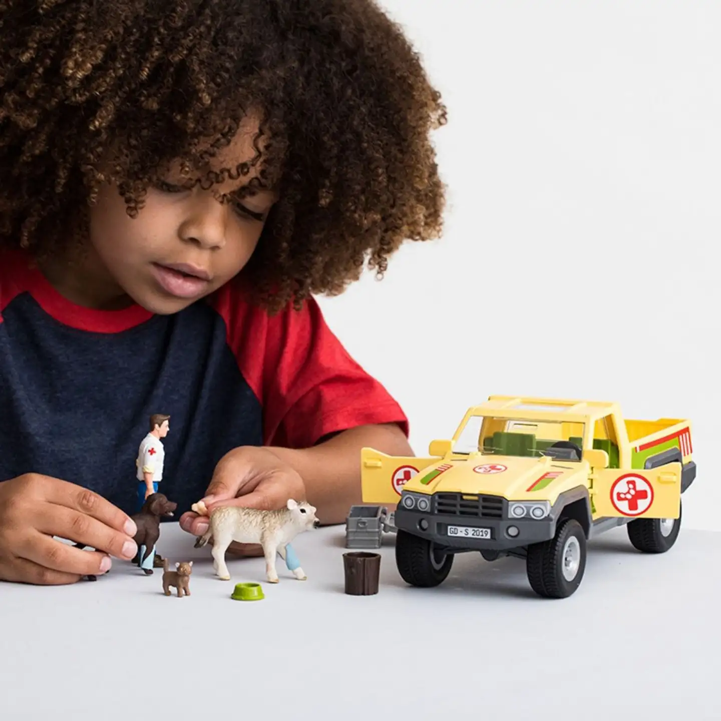 Schleich Eläinlääkärin käynti maatilalla leikkisetti - 11