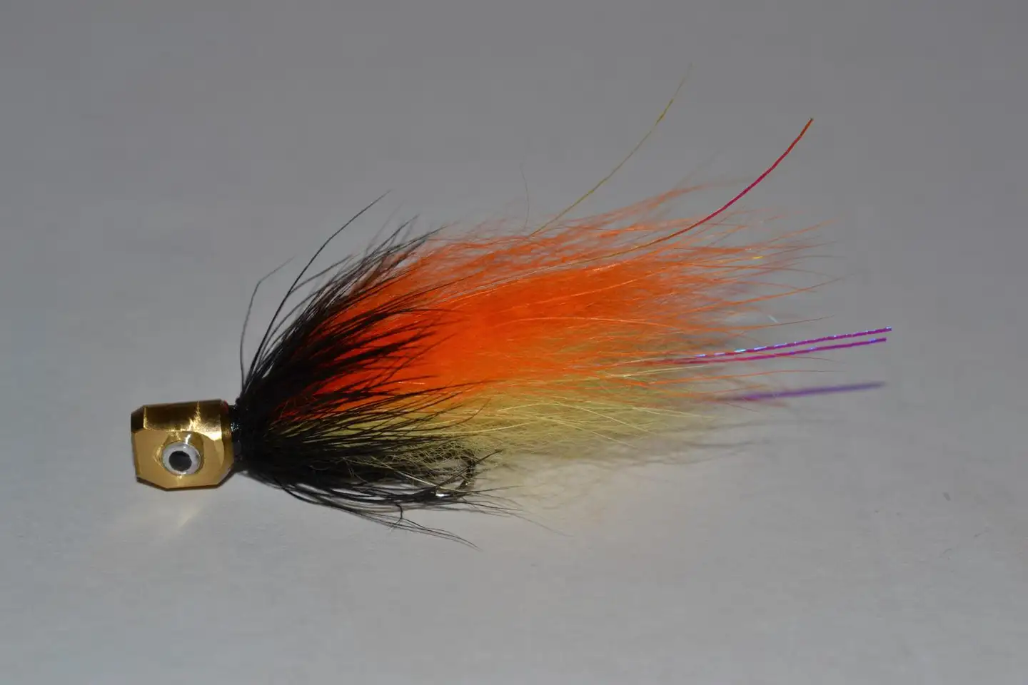 SpinTube viehe Minnow 10g musta/oranssi/keltainen