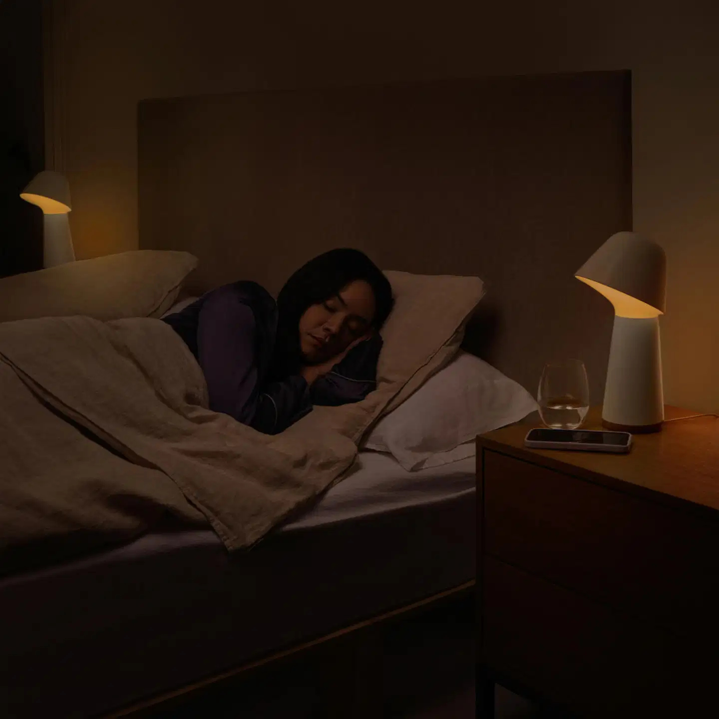 Philips Hue Twilight -yöpöytävalaisin 13.4W 2000-6500K 1380LM valkoinen - 9