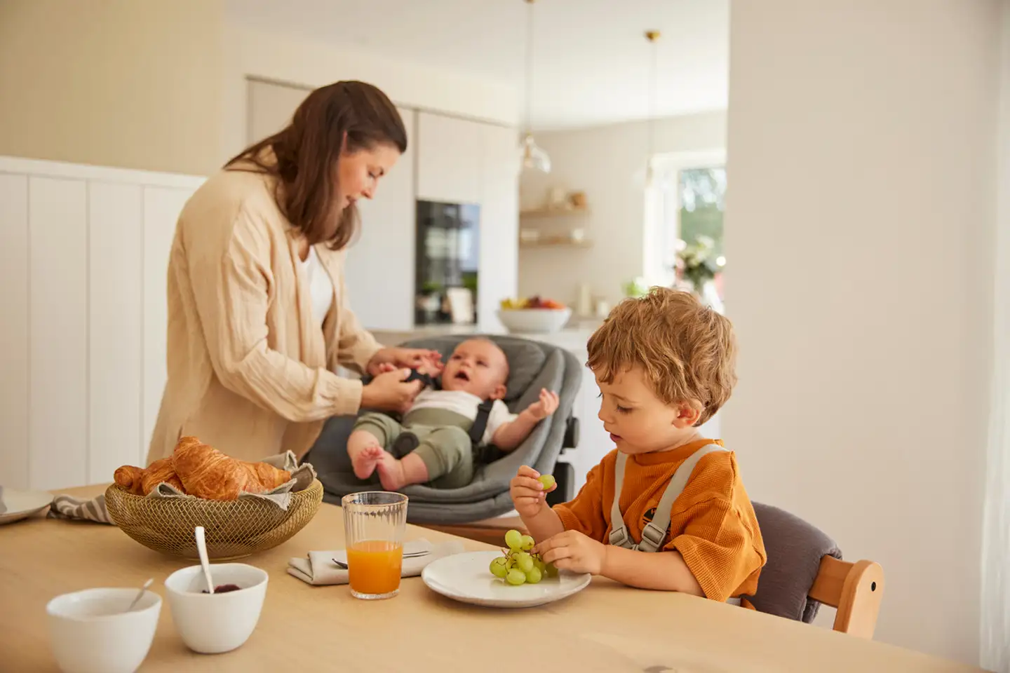 Hauck pehmustesetti syöttötuoliin Highchair Pad tummanharmaa - 17