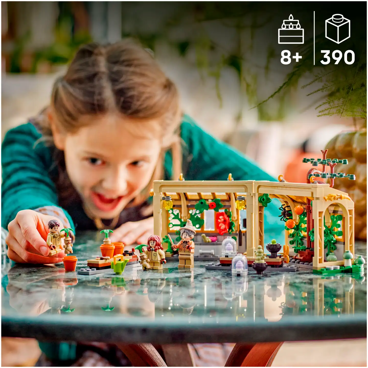 LEGO® Harry Potter TM 76445 Tylypahkan linna: Yrttitieto - 9
