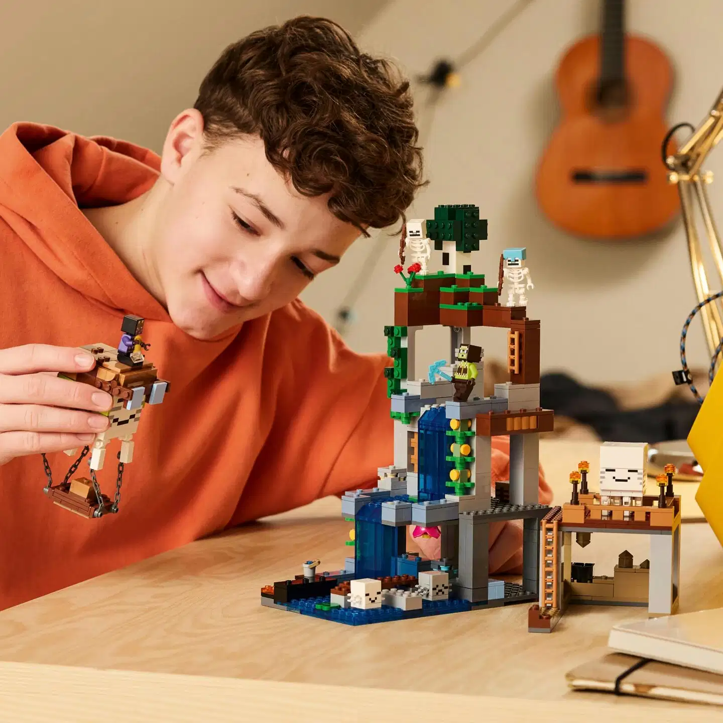 LEGO® Minecraft 21597 Hornanhenkien asema - 10