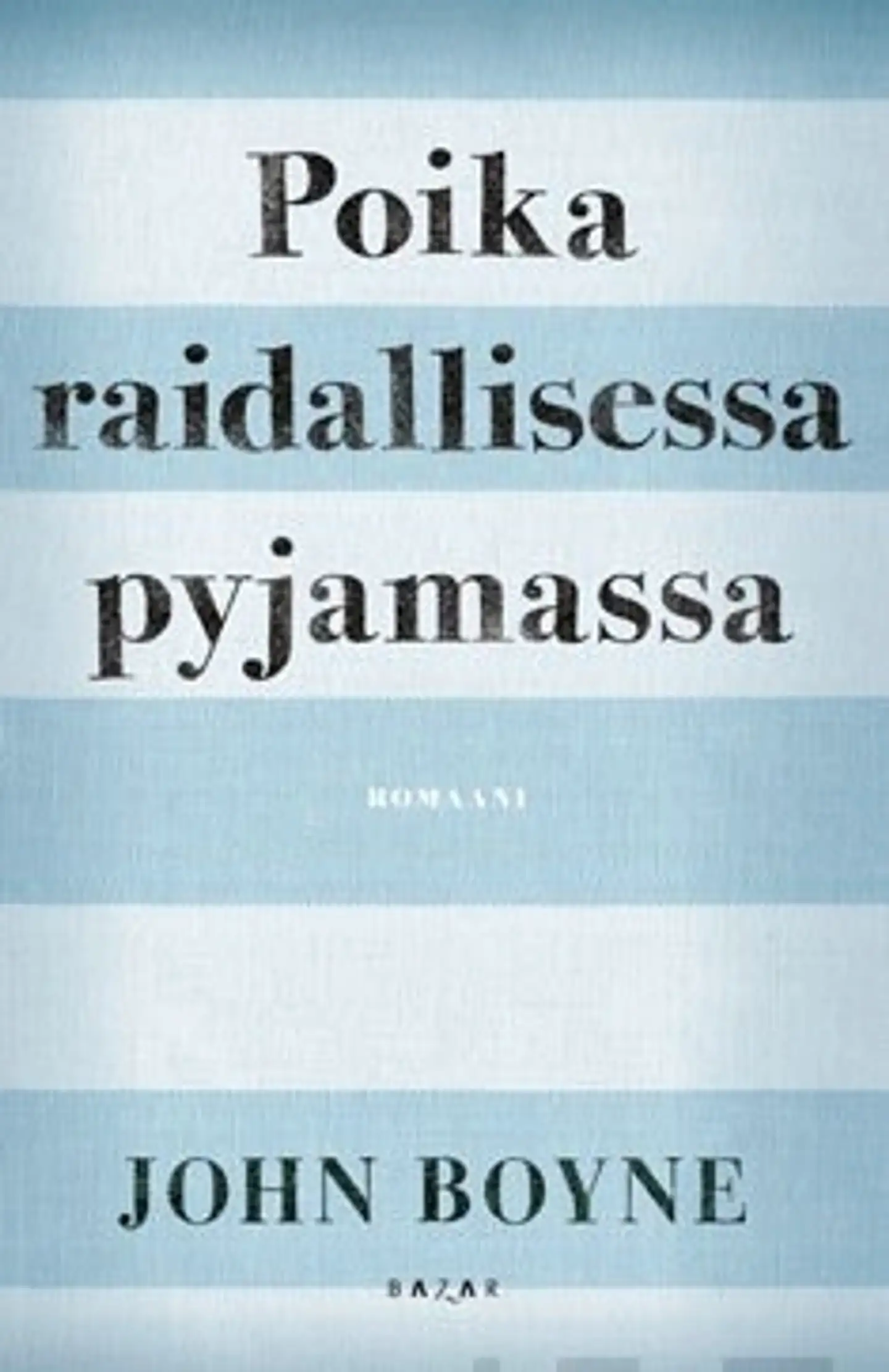 Poika raidallisessa pyjamassa