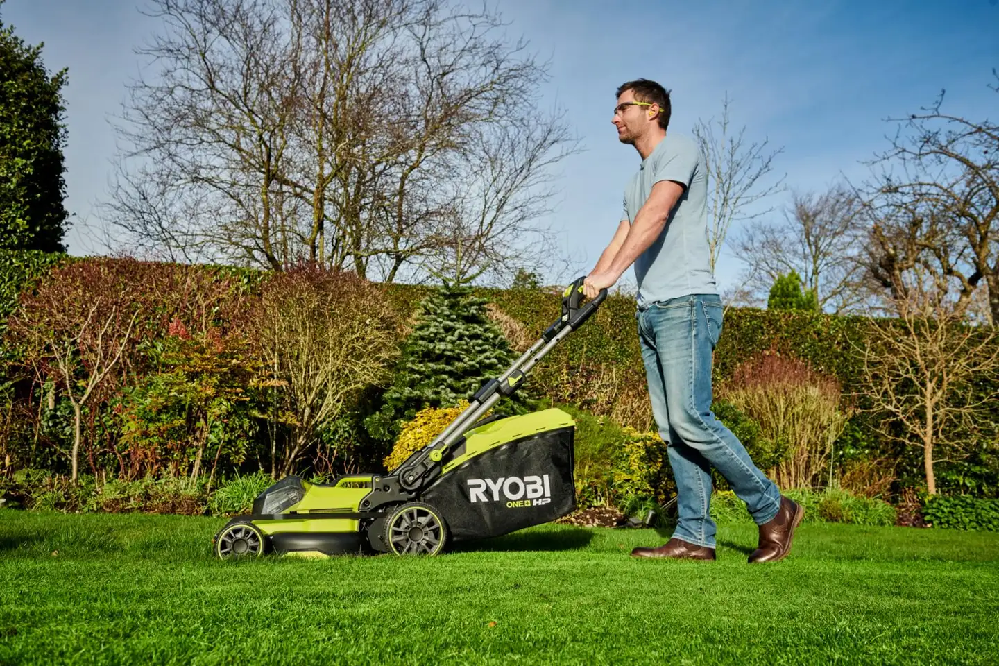 Ryobi 18V ruohonleikkuri 40 cm (2x 4,0 Ah) RY18LMX40B-240 - 8