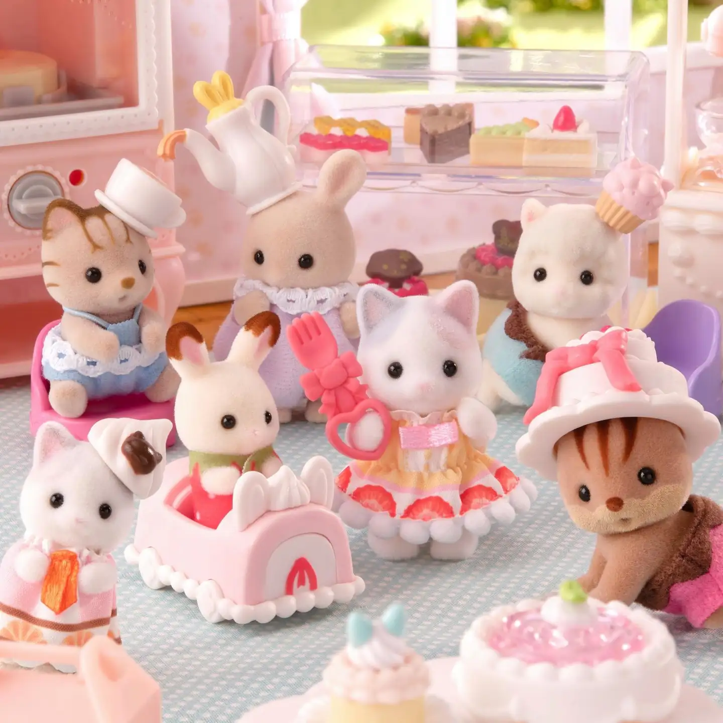 Sylvanian Families yllätyspakkaus Kakkujuhlat -sarja - 3