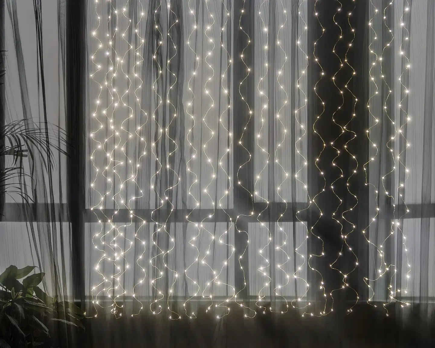Finnlumor Valoverho Hurrikaani 400 microLED lämmin valkoinen 20 x 2 m - 1