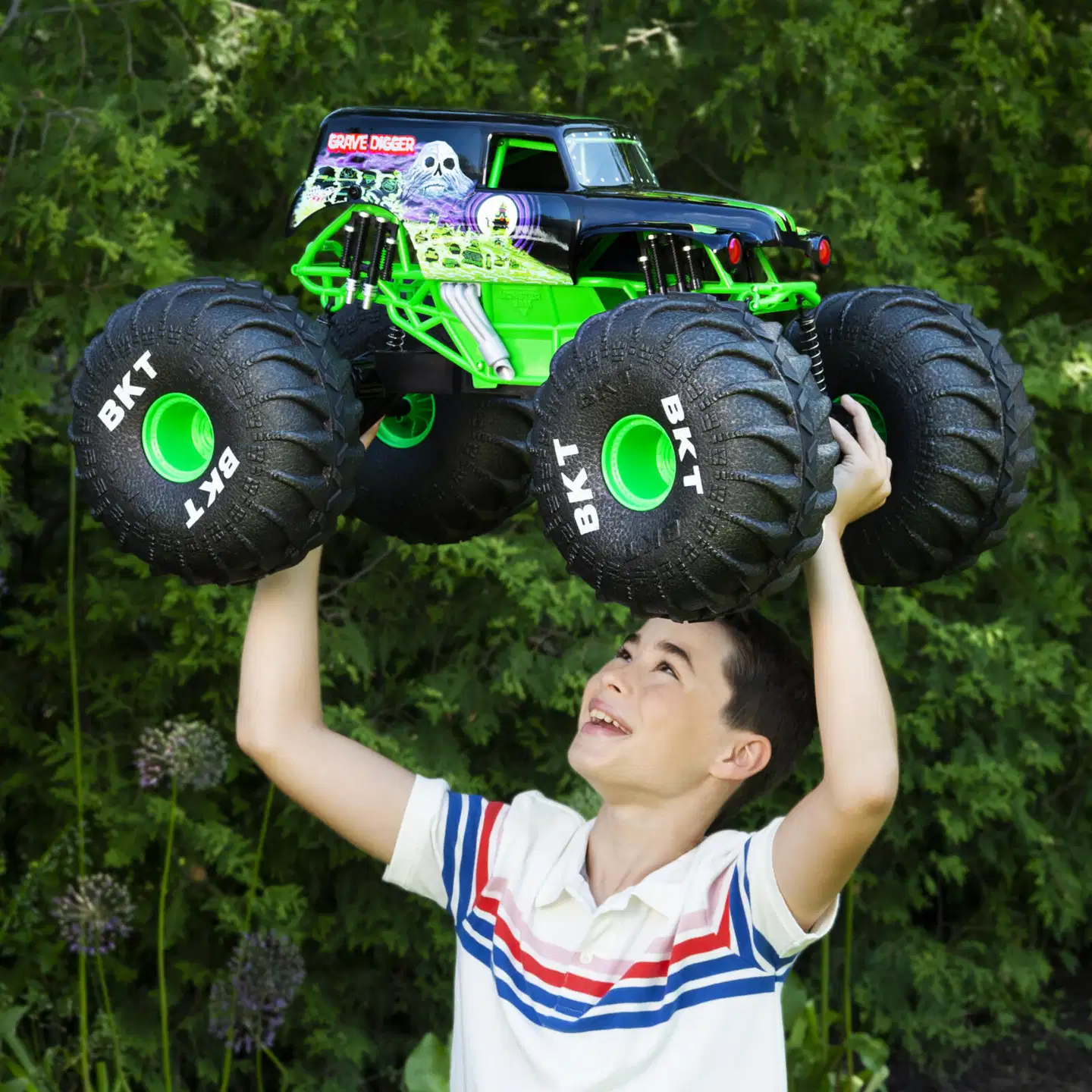 Monster Jam RC Mega Grave Digger - 15