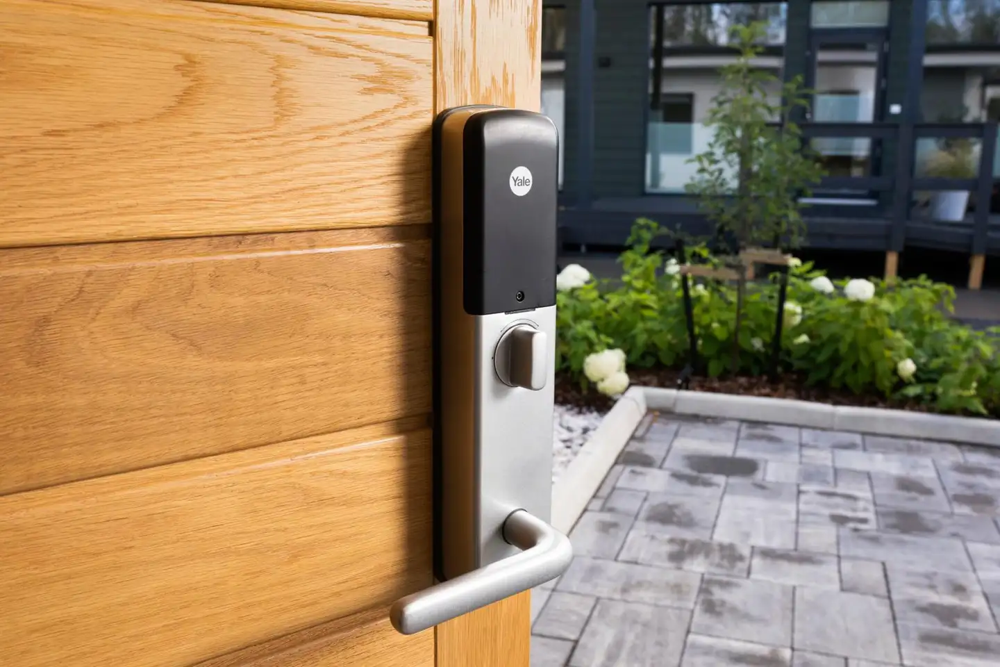 Yale Älylukko Doorman Classic Hopea - 5