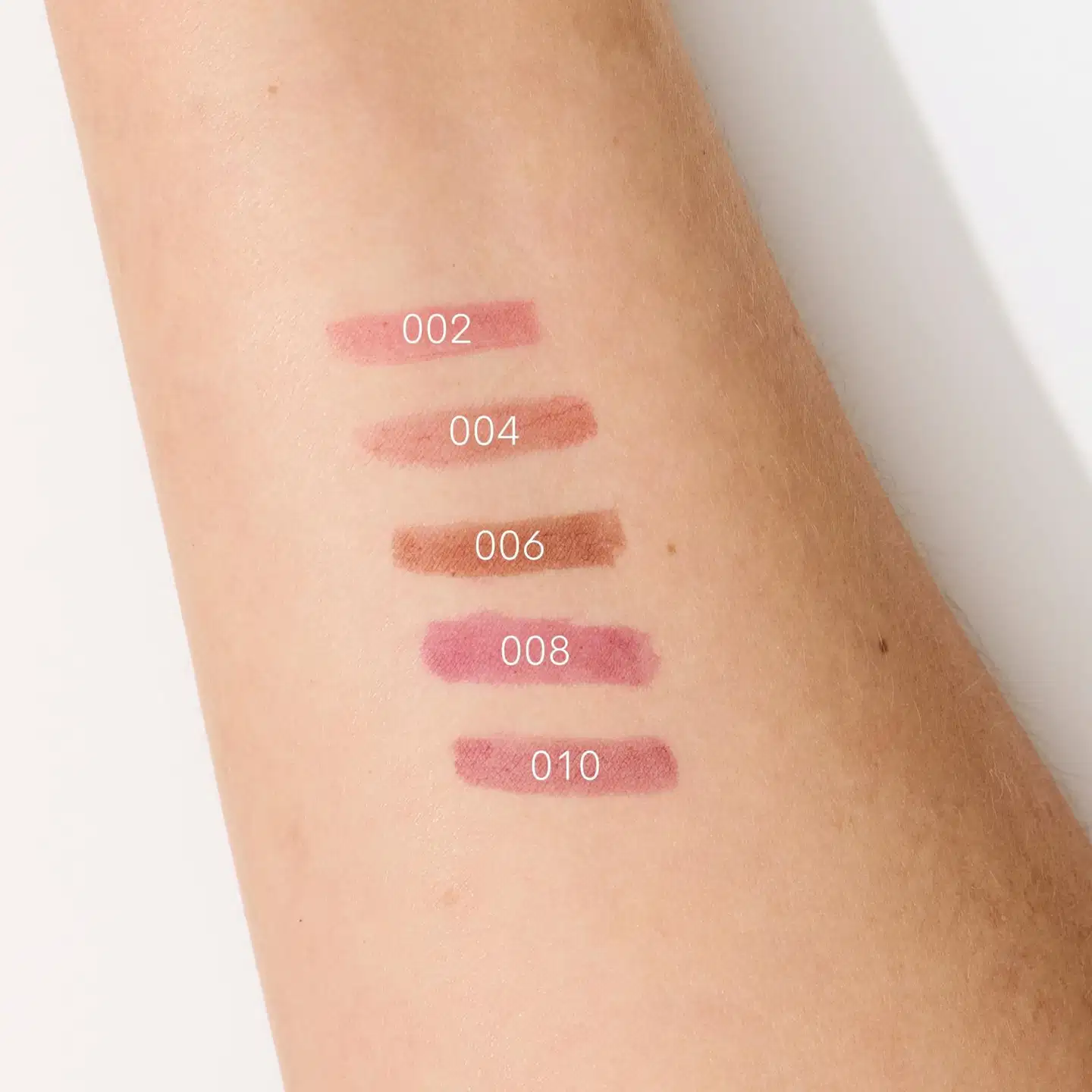 Gosh Here To Stain Lip Pen - Mocha Stain huulikynä 1ml - Coffee Stain - 3