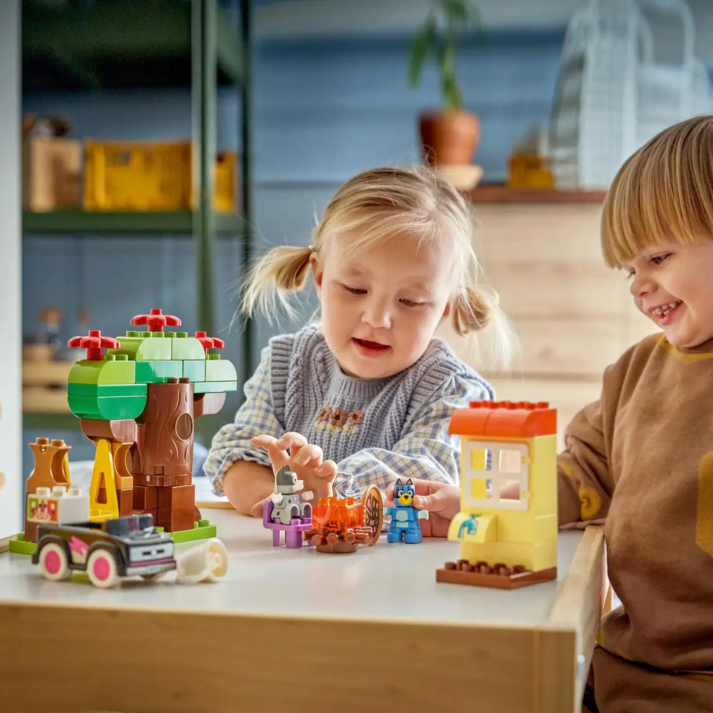 LEGO® DUPLO Bluey 10469 Muhvi ja Tuuri pizzatyttöinä - 8