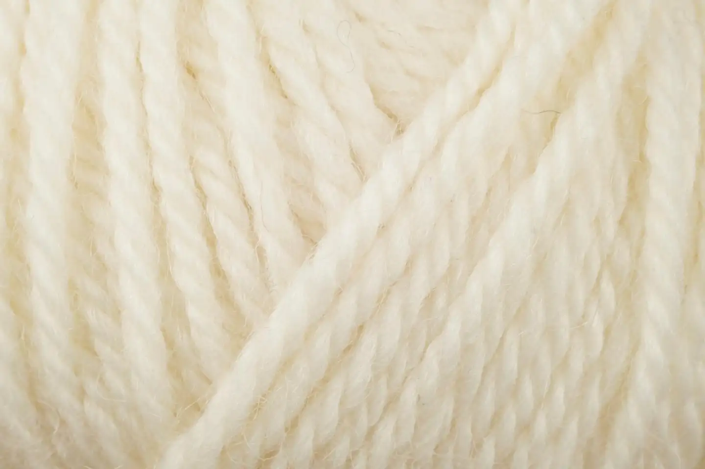 Schachenmayr neulelanka Alpaca Classico 50g valkoinen - 2