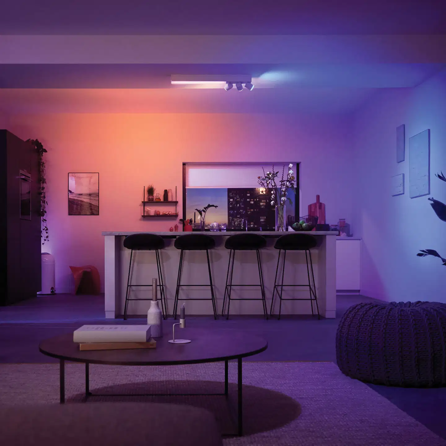 Philips Hue Centris -kattovalaisin kolmella kohdevalolla 36W 2000-6500K 3700LM valkoinen - 9