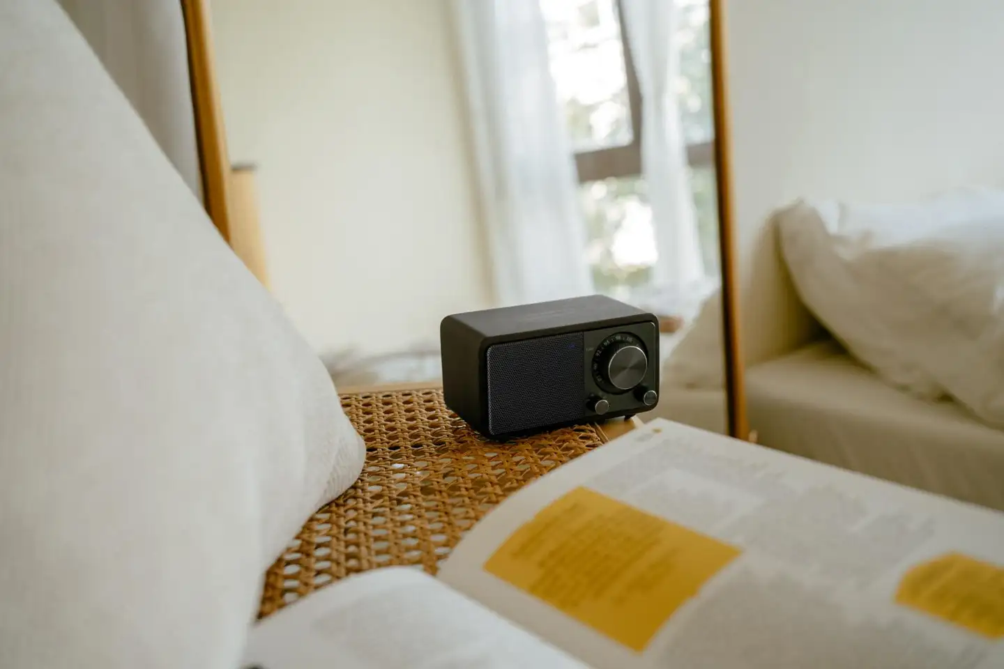 Sangean WR-7 Plus Bluetooth pöytäradio, tumma tammi - 7