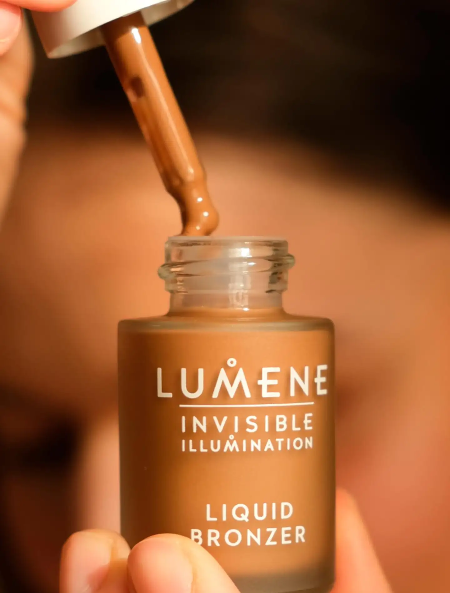 Lumene Invisible Illumination Hehkupisarat Summer Glow 15 ml - Summer Glow - 3