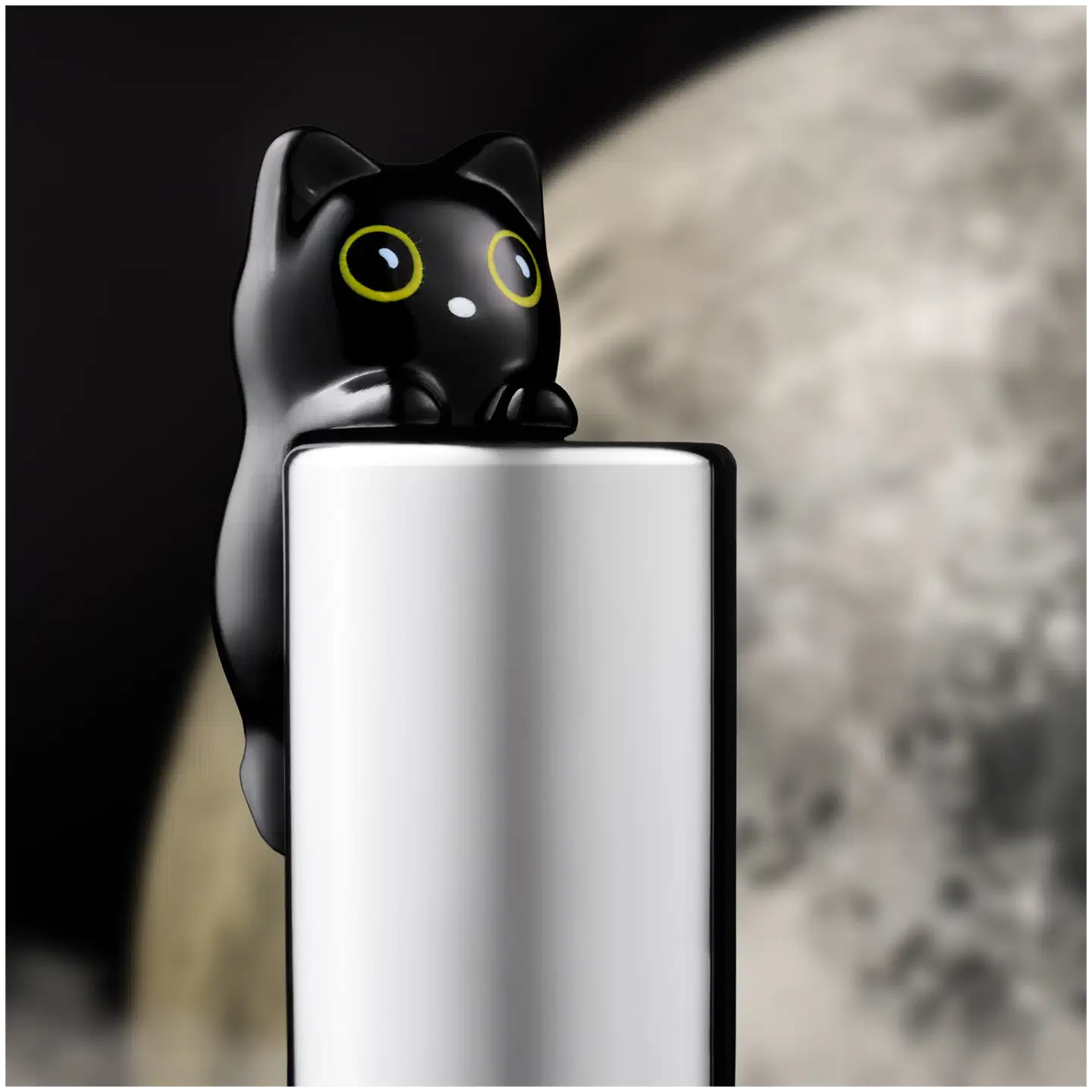 essence MIDNIGHT MEOW cat-eye shiny lipgloss 01 Moonlight Spell 9 ml - 4