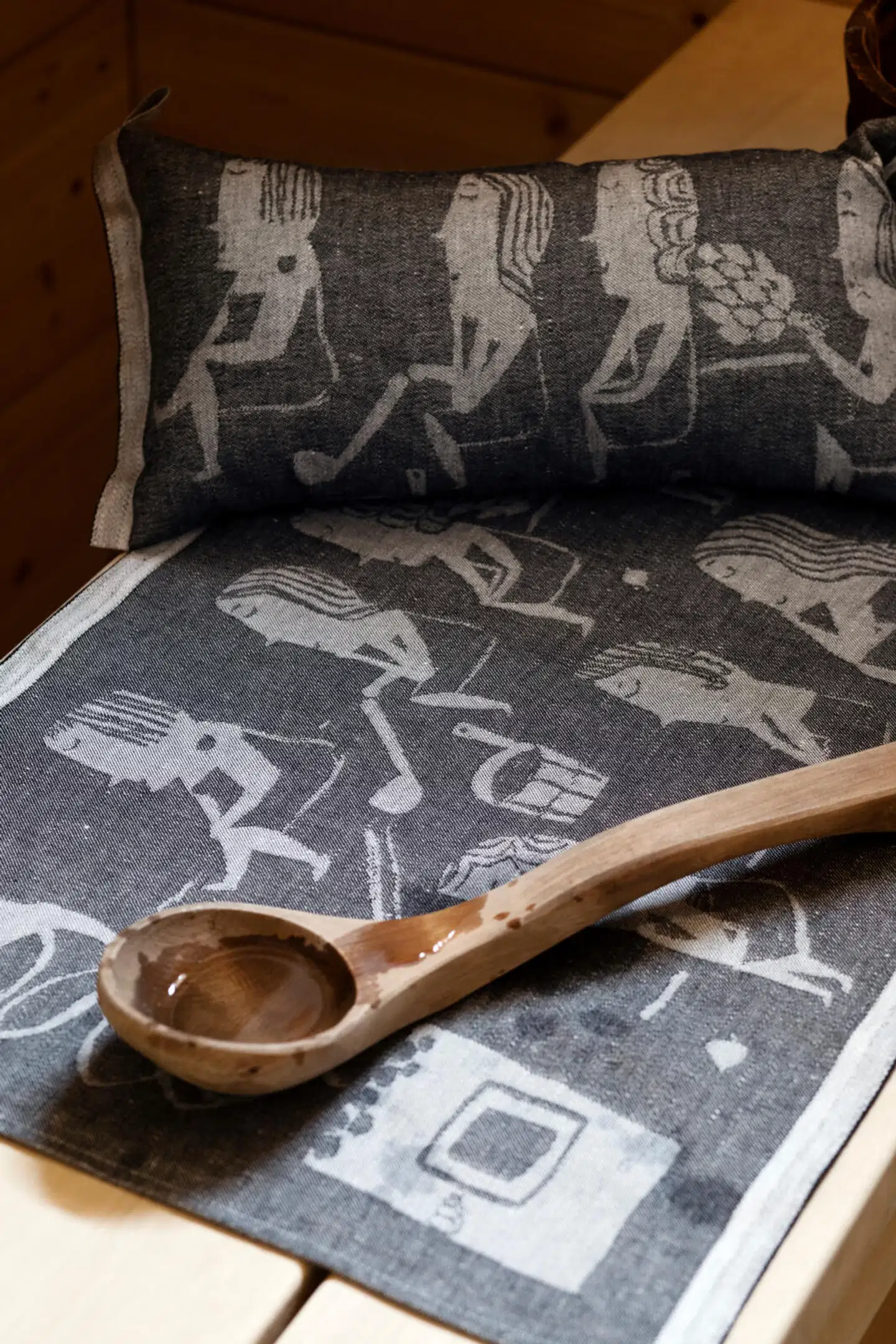 Lapuan Kankurit Naisten sauna saunatyyny valko-musta - 2