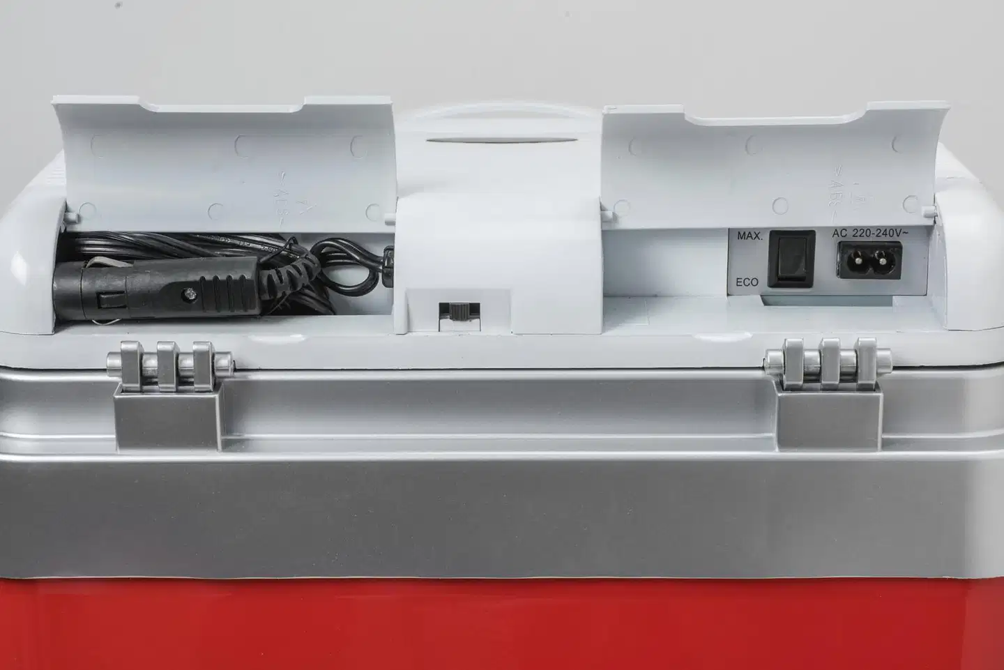 Airam kylmälaukku ECO26 Klassikko 12V/230V punainen - 4