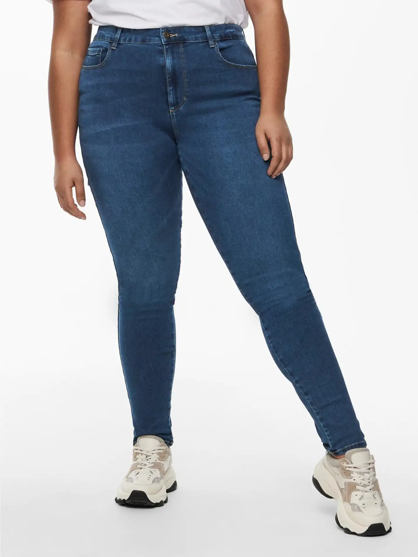 ONLY CARMAKOMA naisten korkeavyötäröiset farkut Caraugusta - Medium Blue Denim - 5