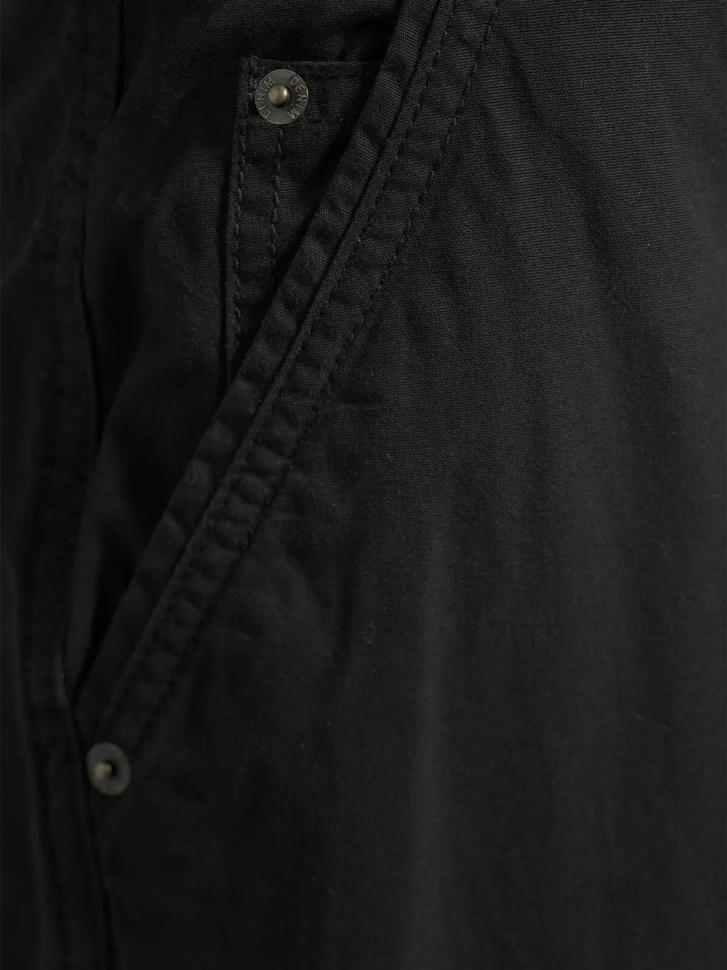 House miesten caprishortsit 202H152619 - Black - 5