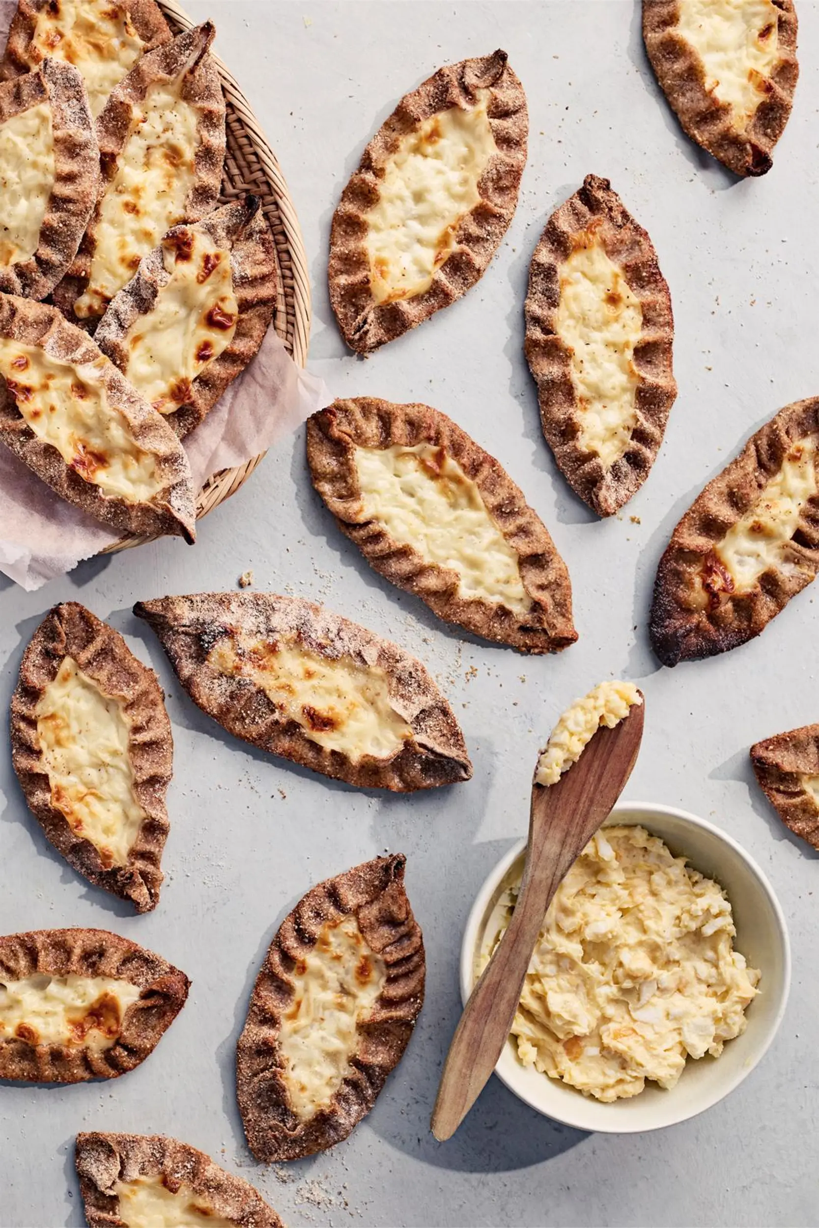 Perinteiset karjalanpiirakat