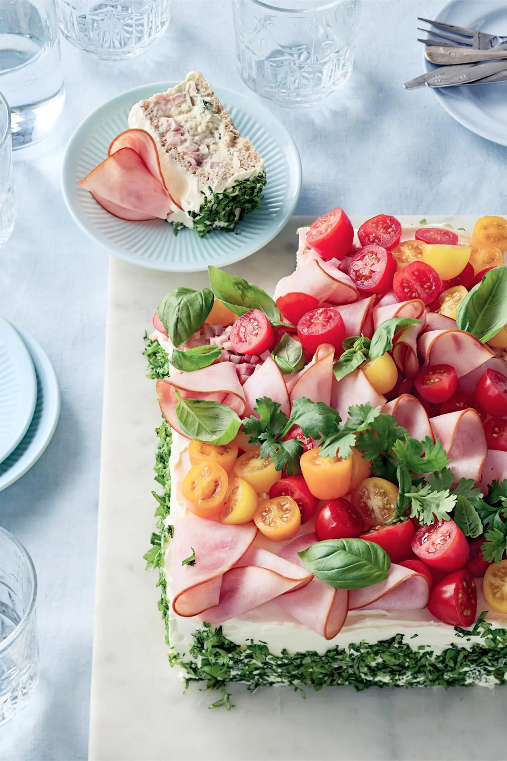  Perinteinen kinkkuvoileipäkakku