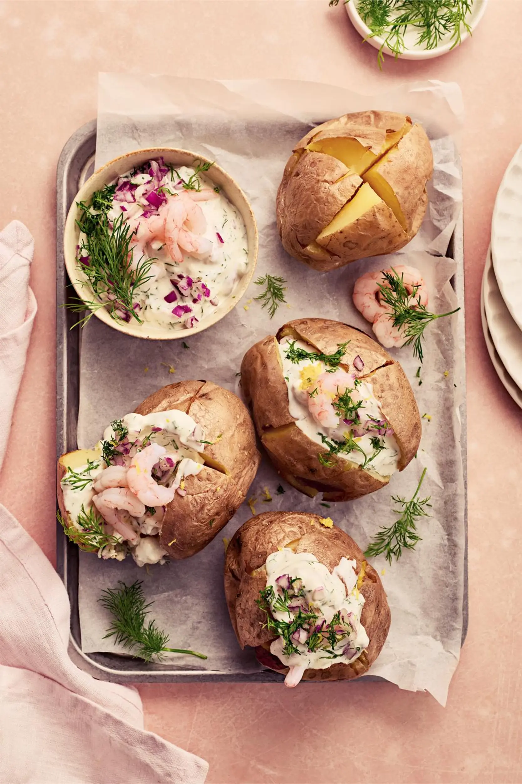 Uuniperunat ja katkaraputäyte