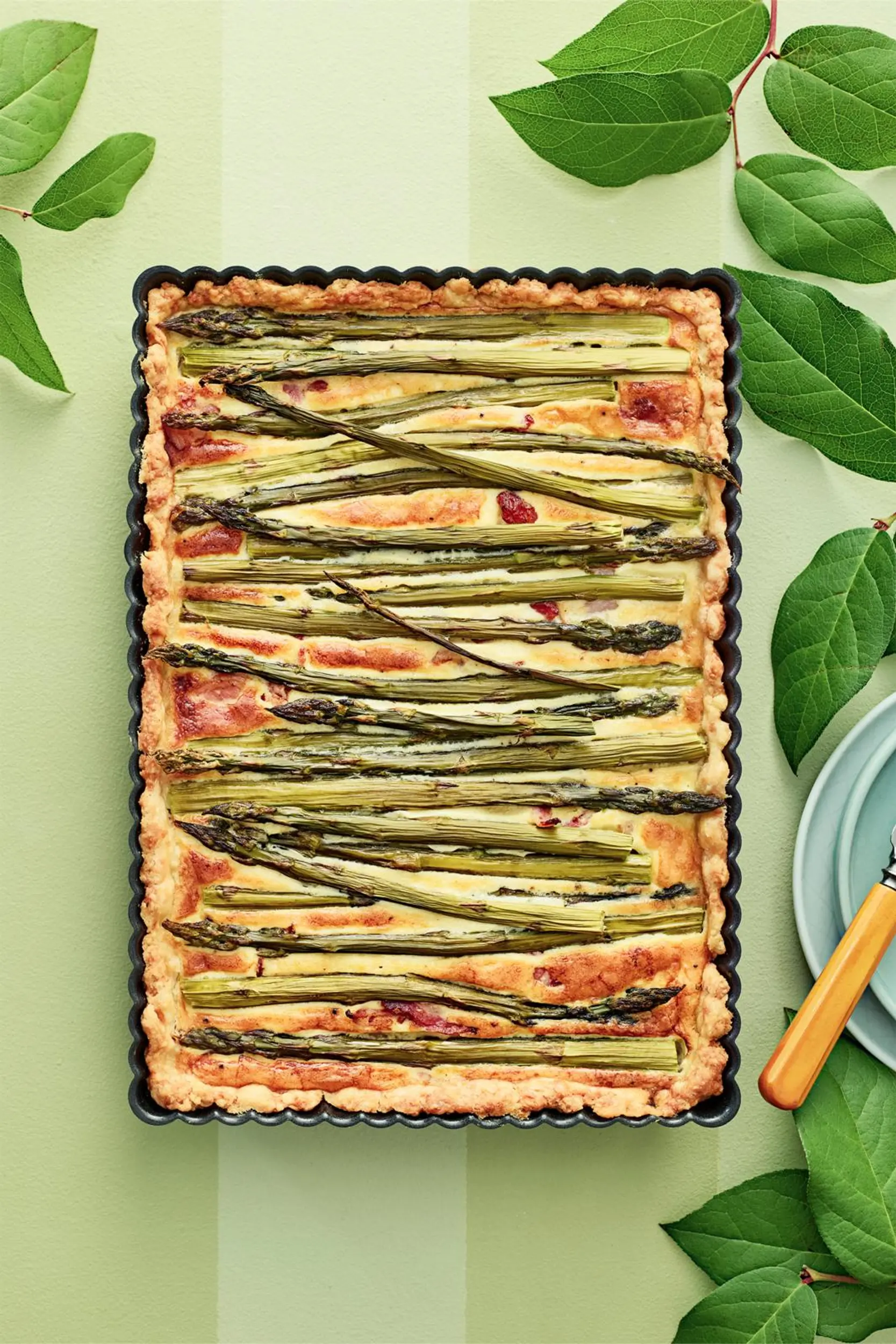 Parsa-pekonipiirakka