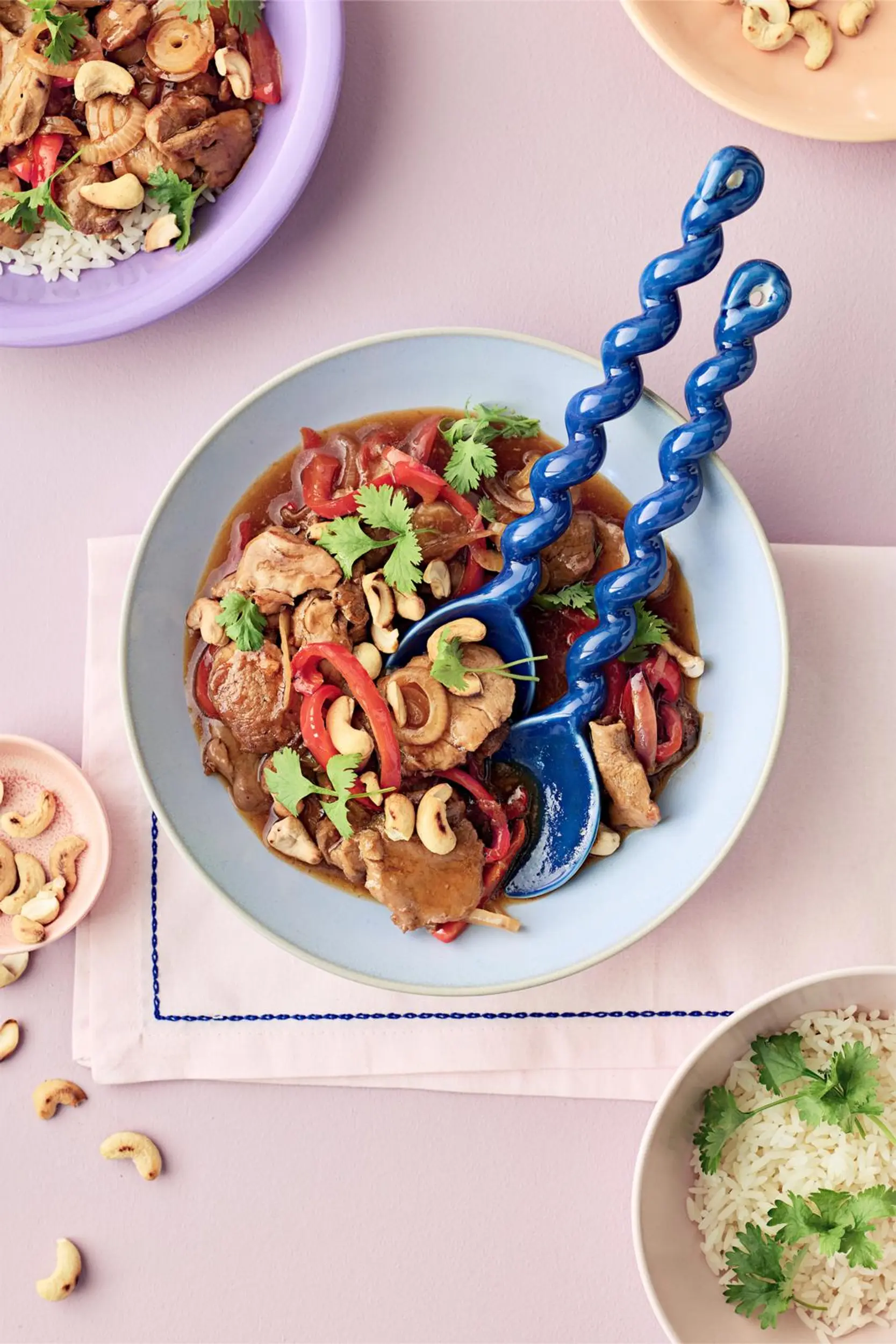 Possua hapanimeläkastikkeessa