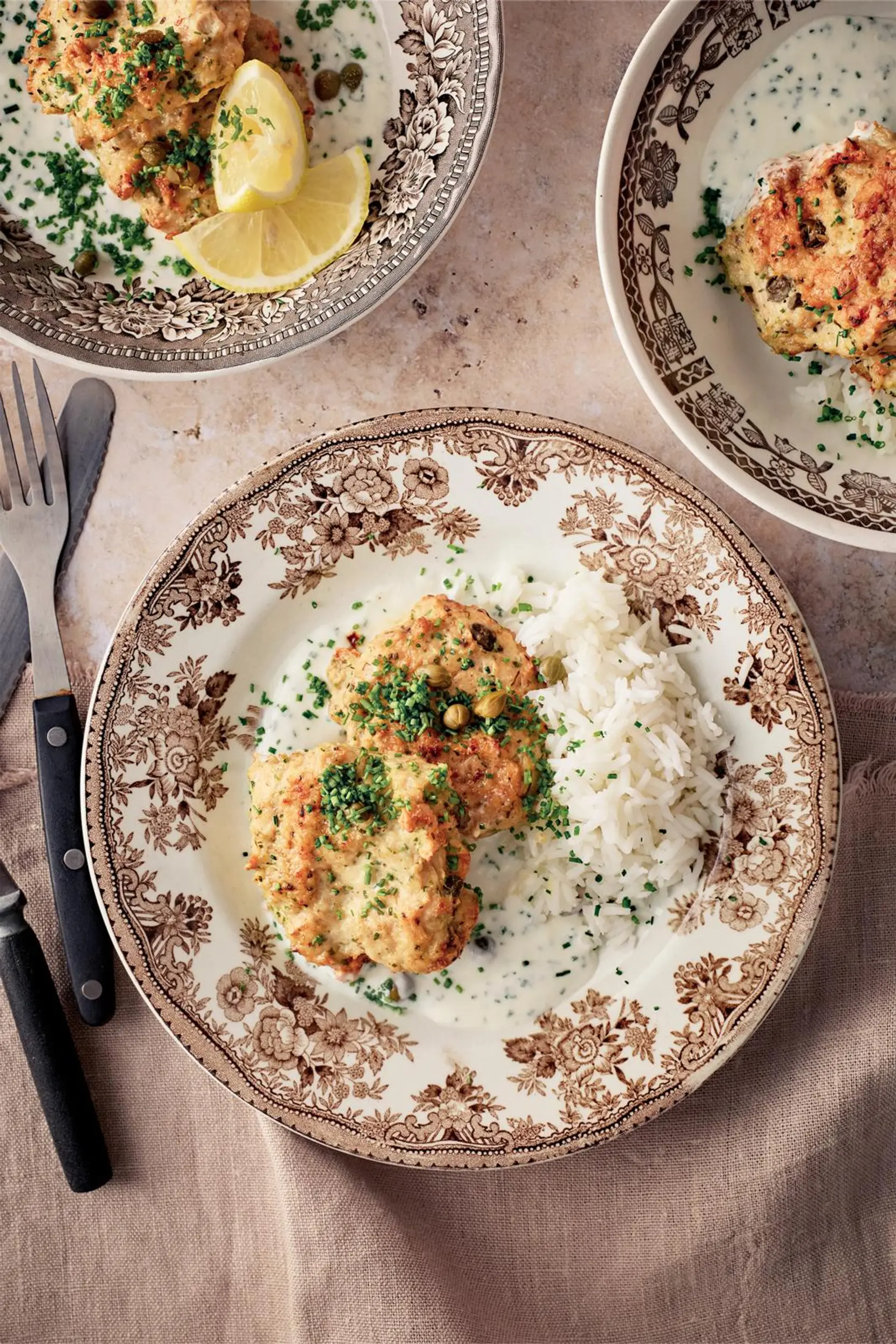 Broilerimurekepihvit ja ruohosipulikastike