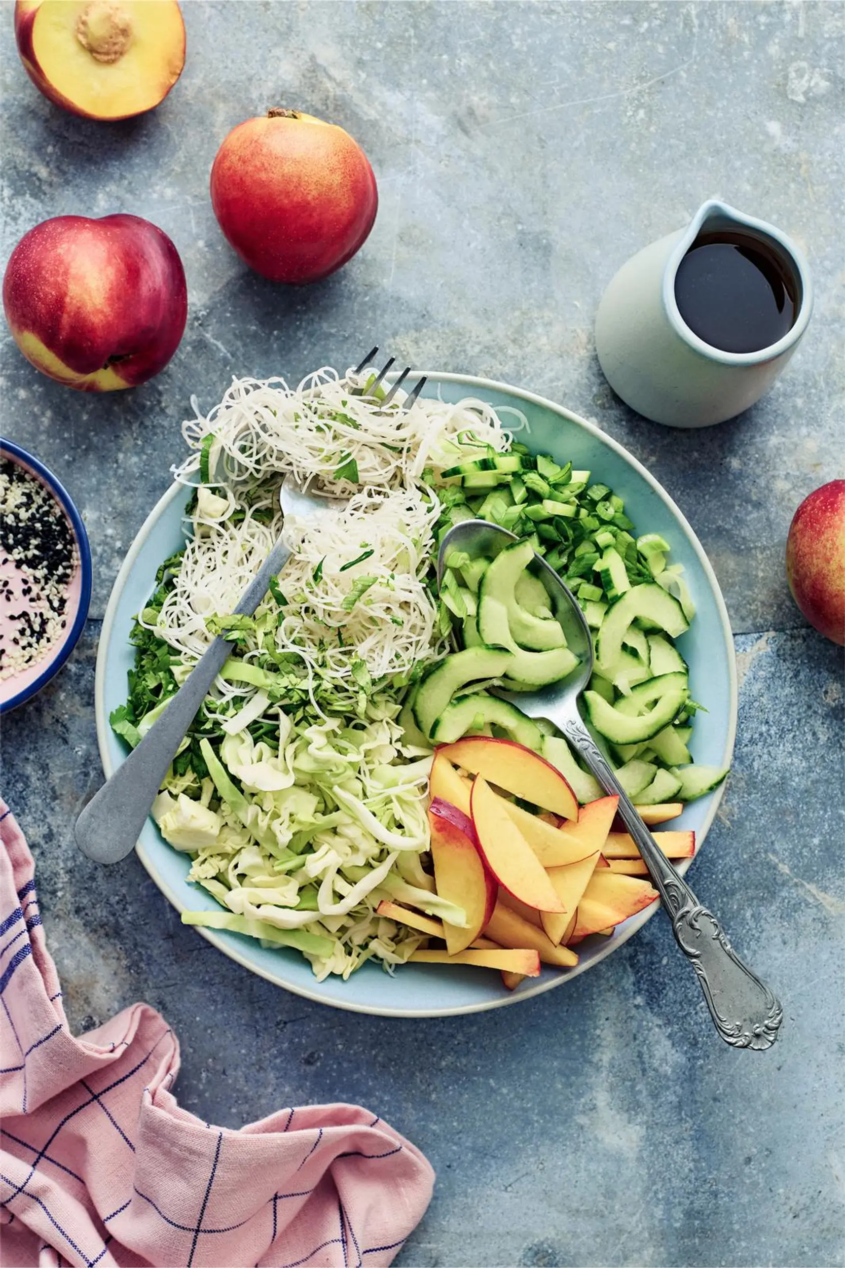 Aasialainen varhaiskaalisalaatti