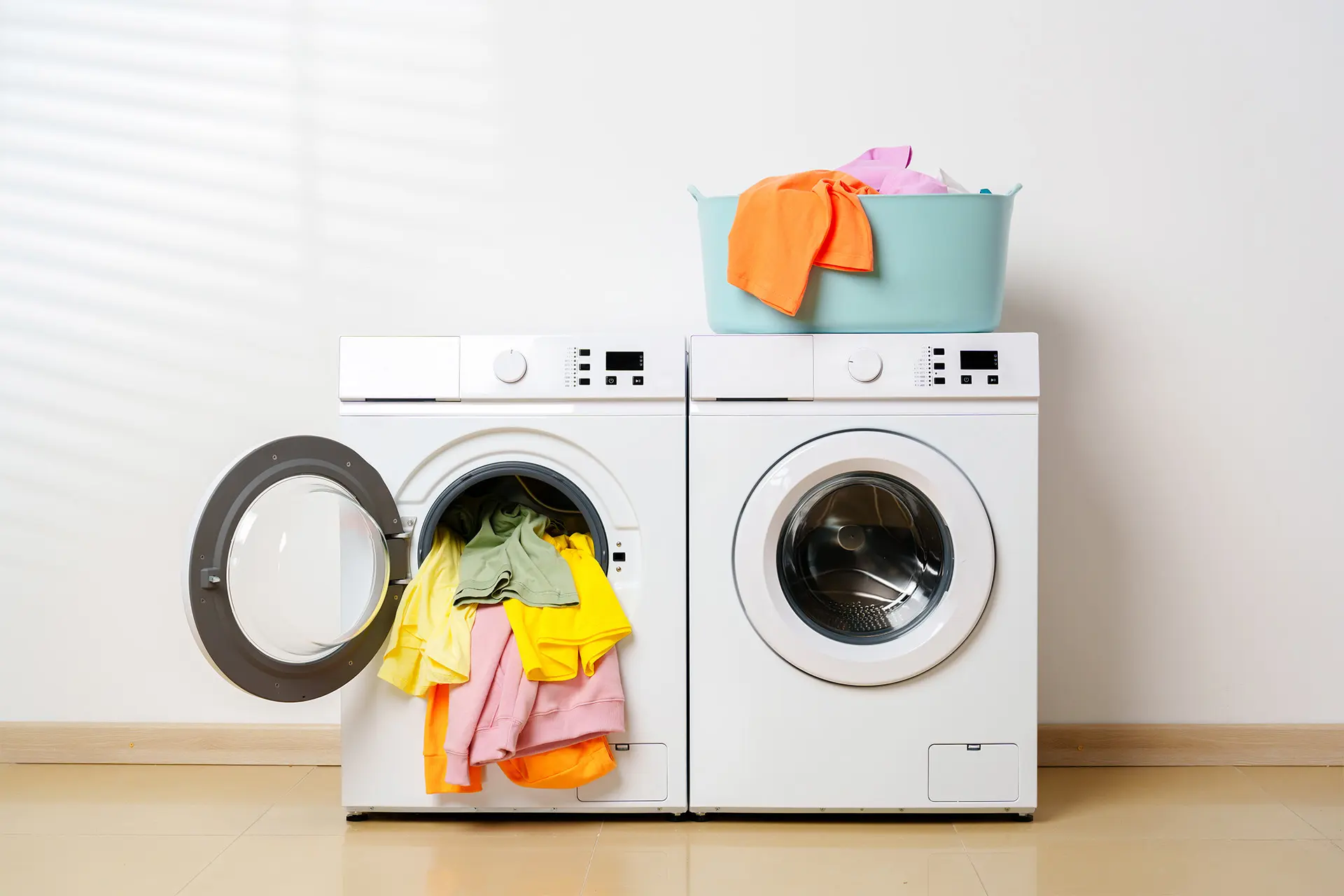 Peskone ja pyykkejä.