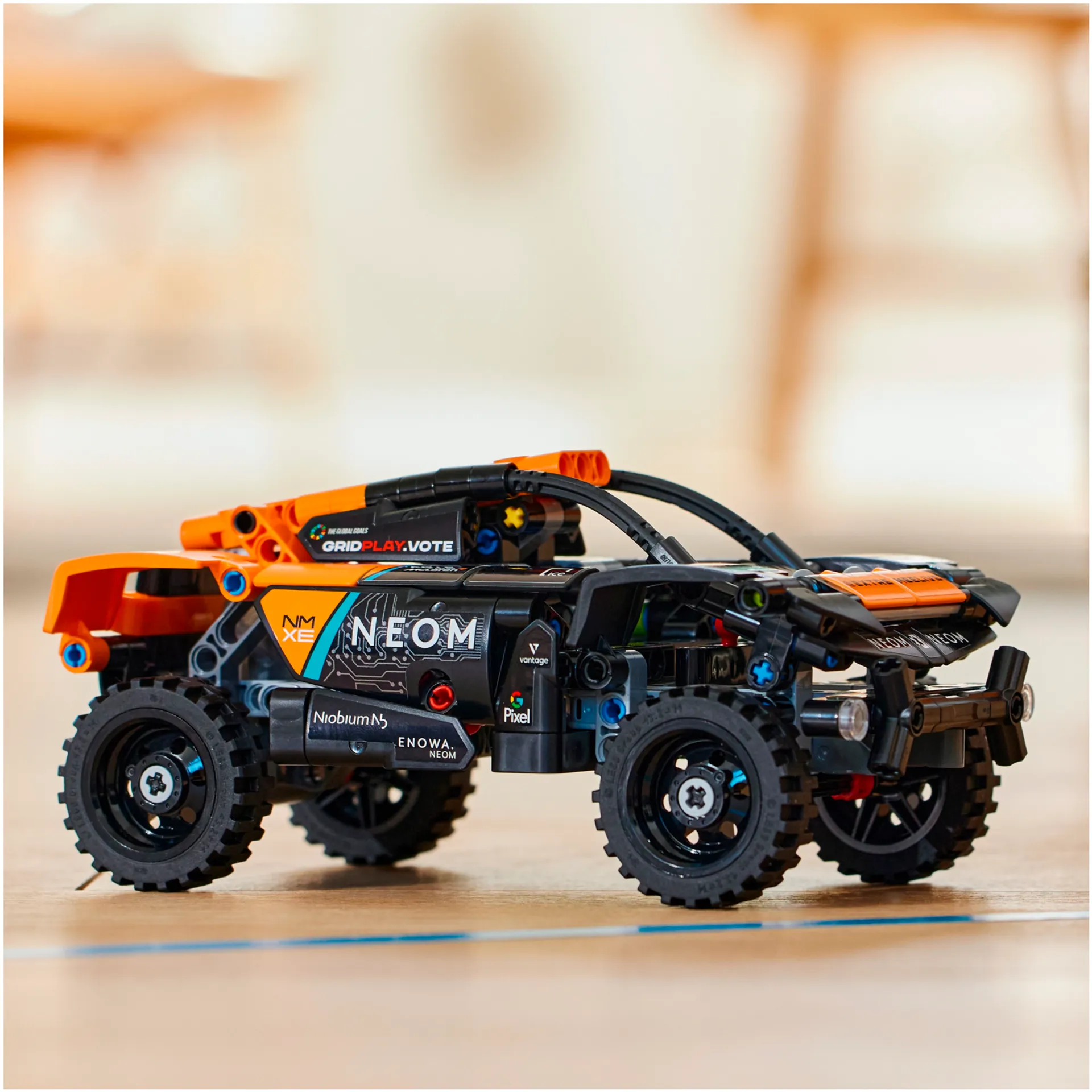 LEGO Technic 42166 NEOM McLaren Extreme E Race Car - 6