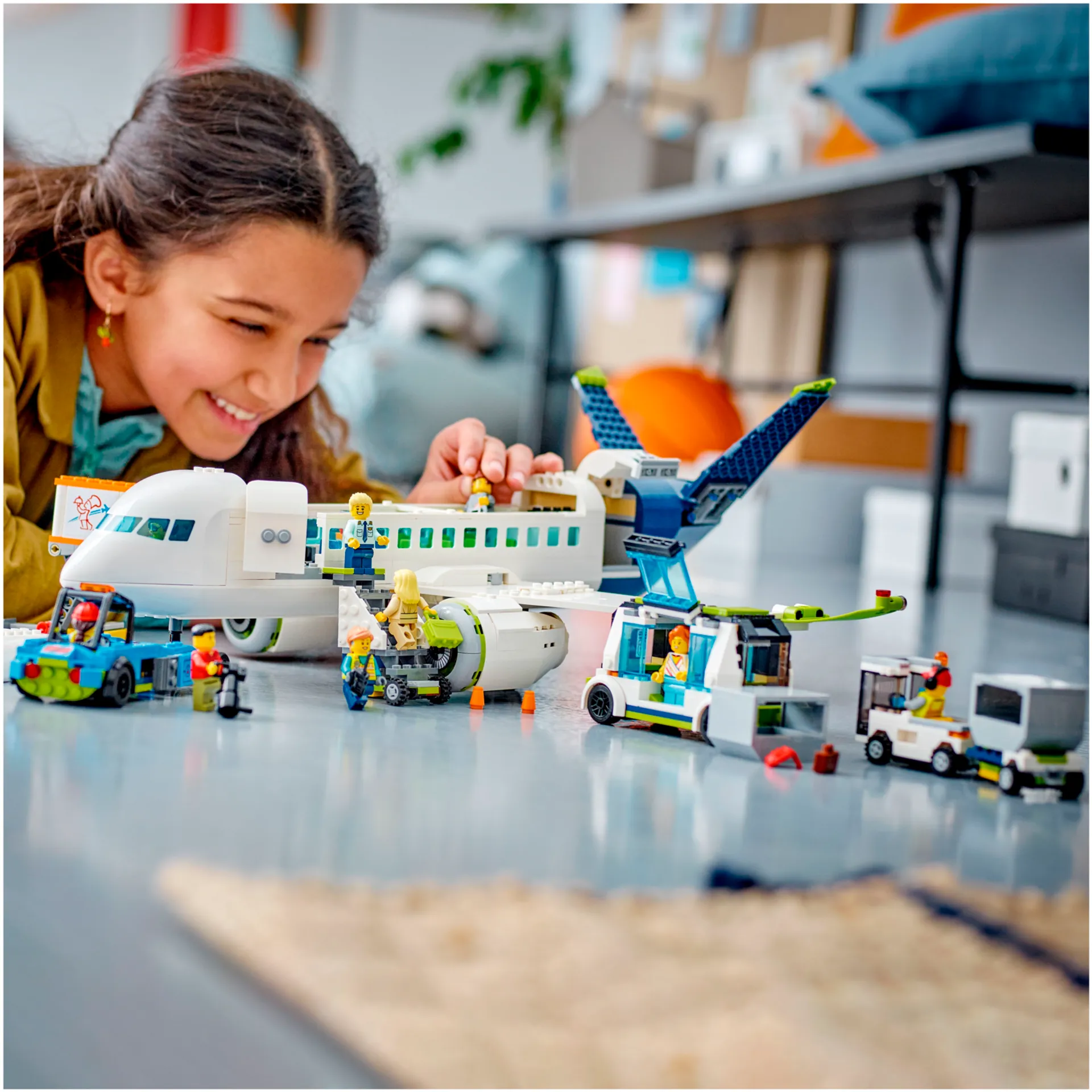 LEGO City Exploration 60367 Matkustajalentokone - 5