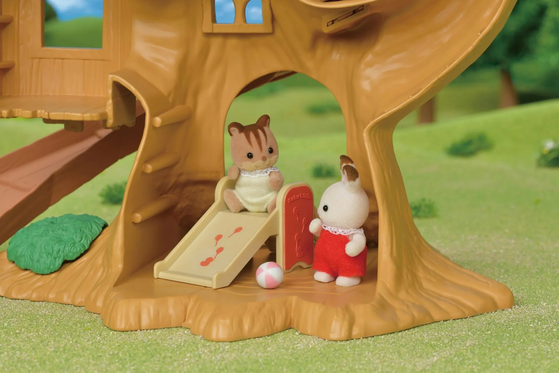 Sylvanian Families Elämyspuumaja - 5